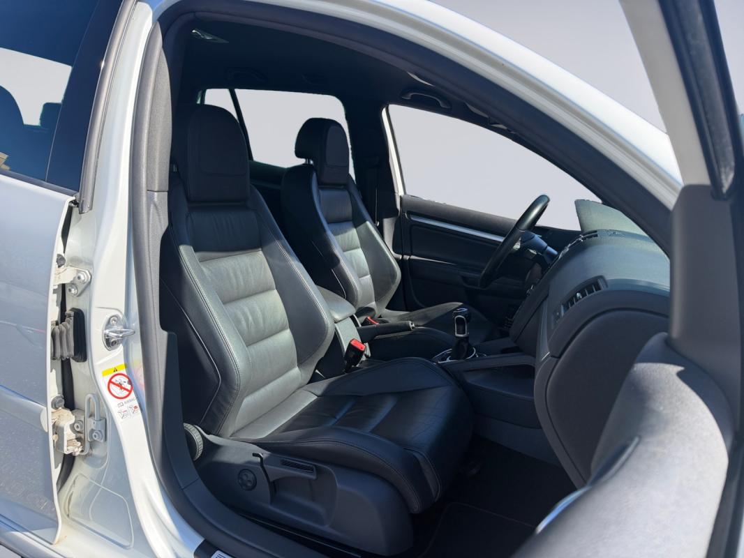 Volkswagen Golf 2.0 T 16S FSI 230 GTI / FULL ENTRETIEN GARANTIE 12 MOIS ÉDITION LIMITE 21/60