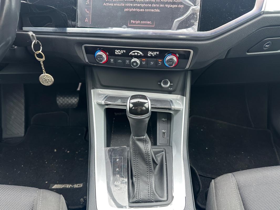 Audi Q3 35 TFSI 150 ch S tronic 7 Design CAMÉRA DE RECUL/CARPLAY/GARANTIE 12 MOIS
