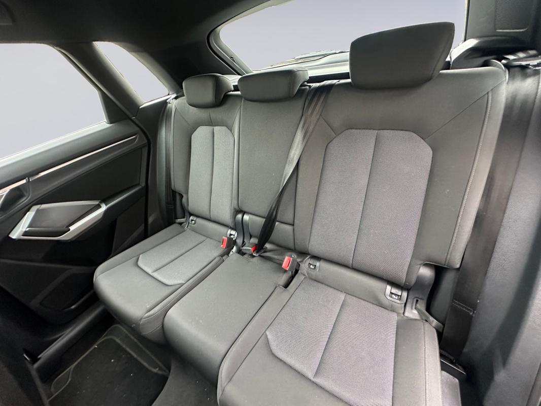 Audi Q3 35 TFSI 150 ch S tronic 7 Design CAMÉRA DE RECUL/CARPLAY/GARANTIE 12 MOIS
