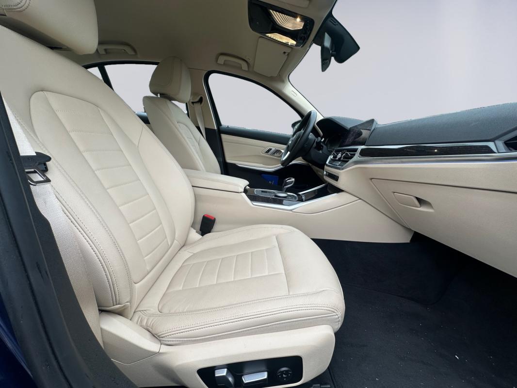Bmw Serie 3 G20 330e 292 ch BVA8 Luxury / GARANTIE 12 MOIS CAMÉRA DE RECUL SIÈGES CHAUFFANTS