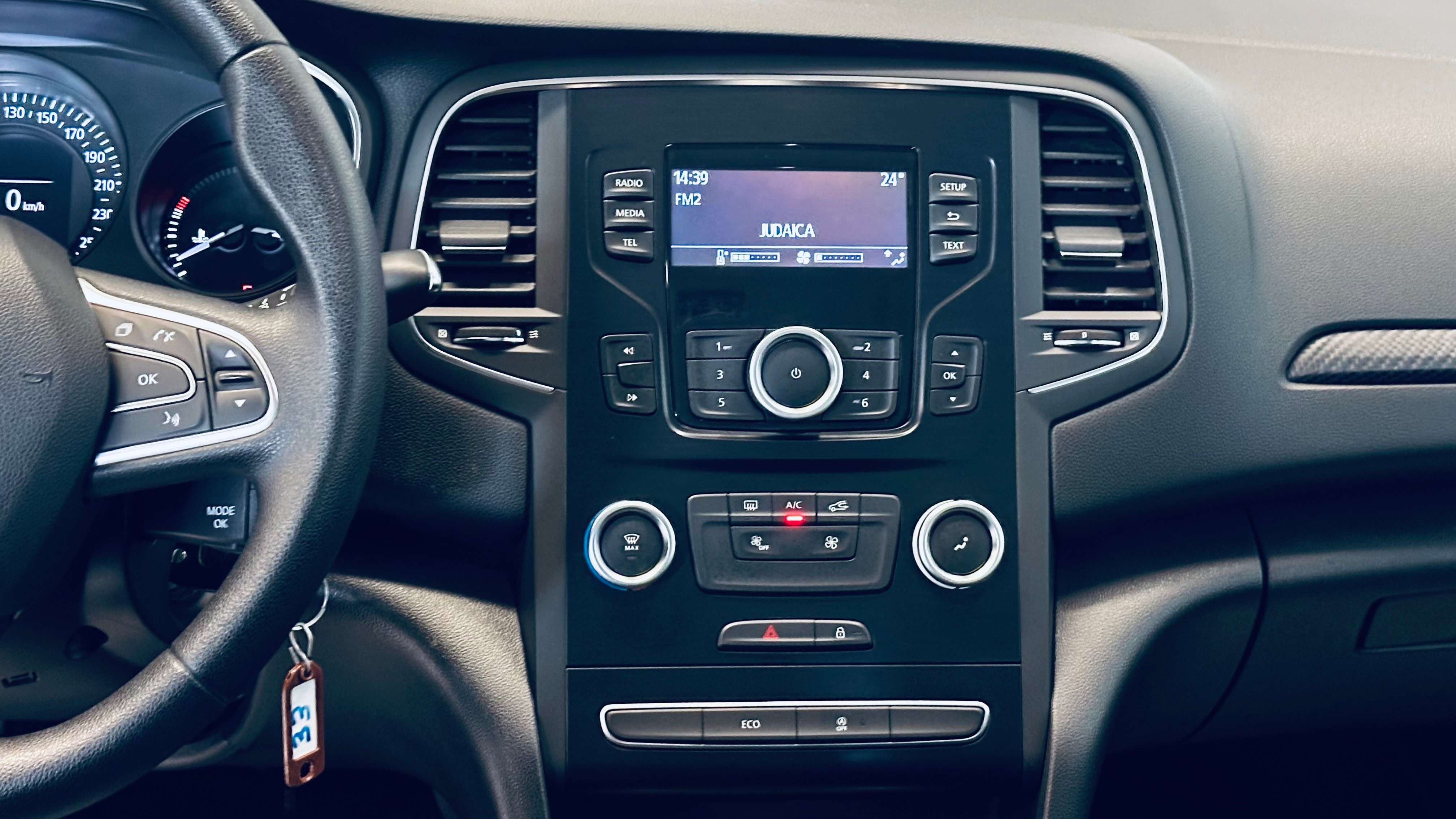 Renault Megane 1.2 TCe BLUETOOTH LIM JA15 CLIM ISOFIX