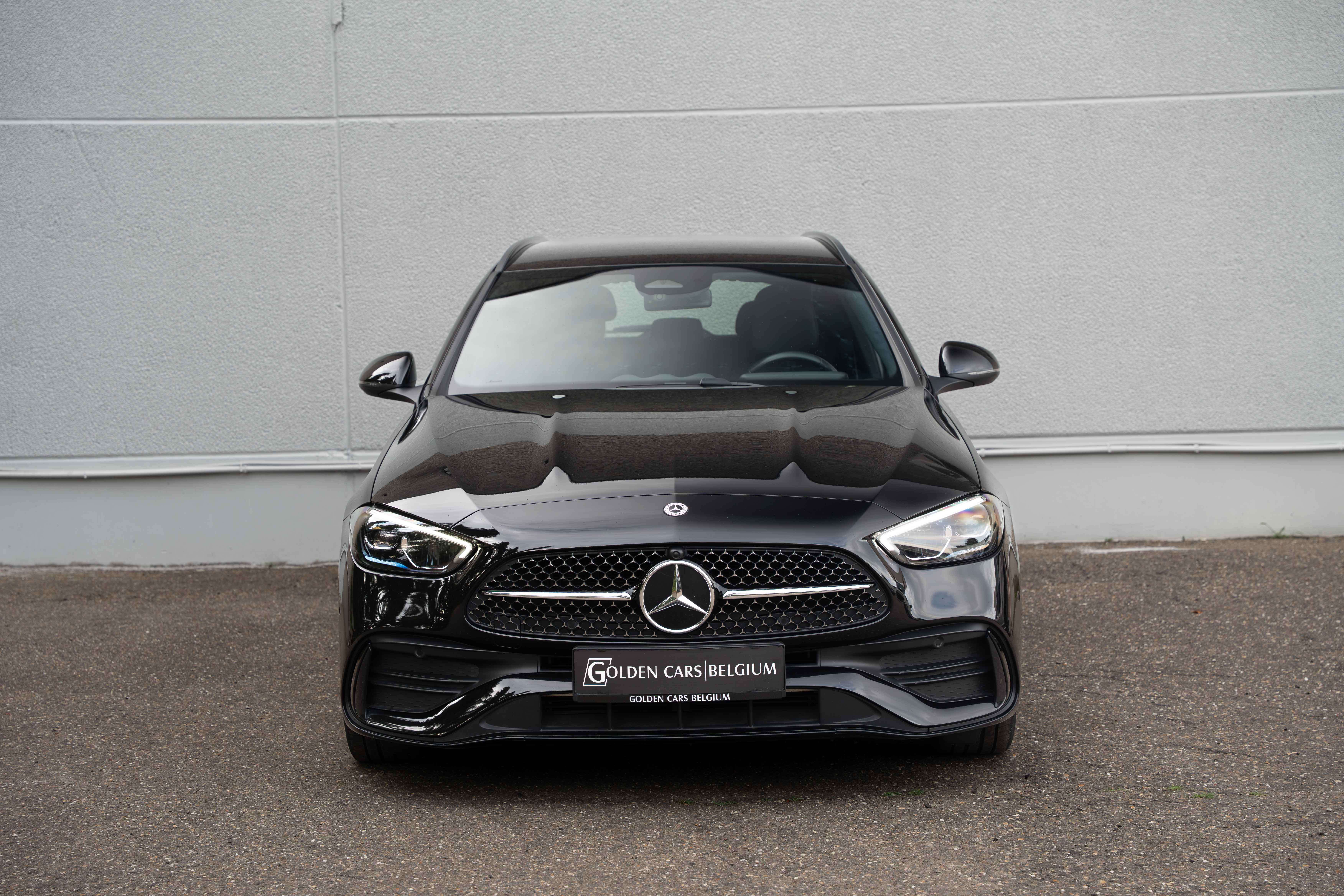 Mercedes-Benz C 300 de T 4M AMG-LINE/LED/MEMORY/AMBIENTE/CARPLAY/CAMERA