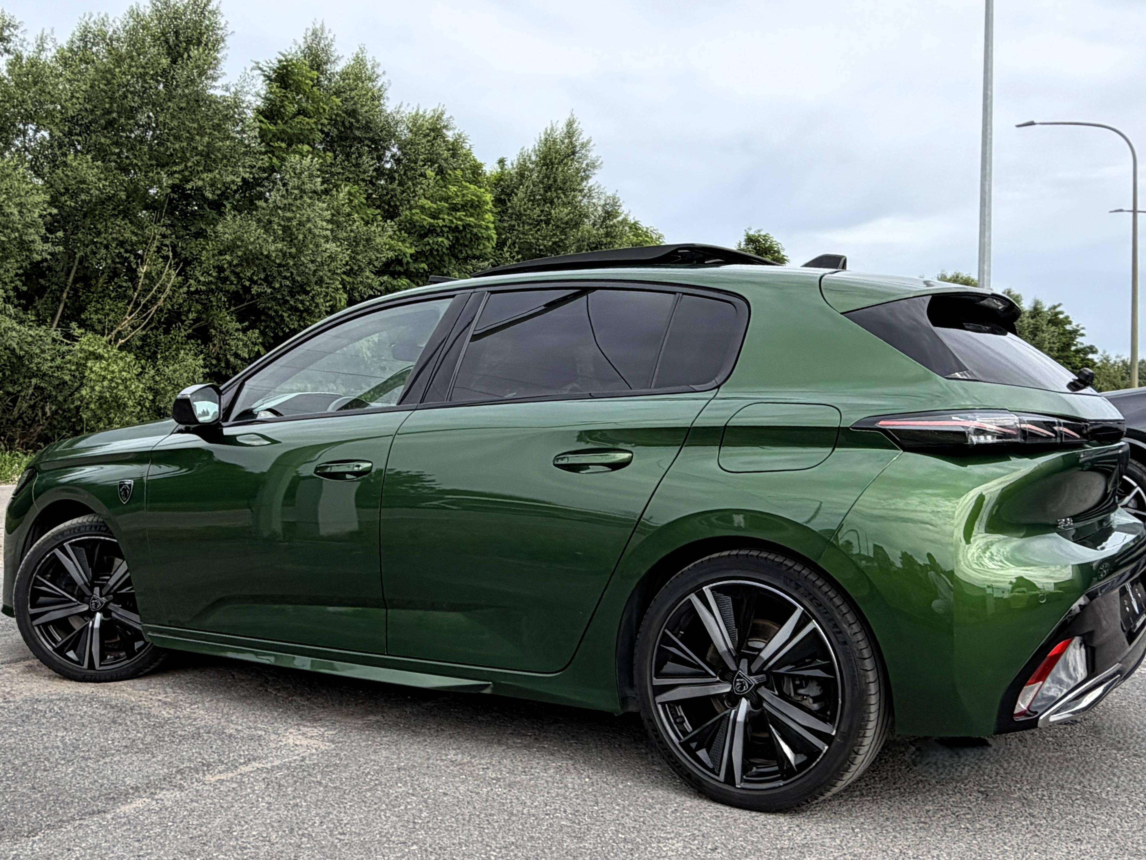 Peugeot 308 PHEV 1.6 180 e-EAT8 GT S 1er PROPRIO/NAVI/CAMERA/PANO/LED/FOCAL/MASSAGE/BATTERIE OK