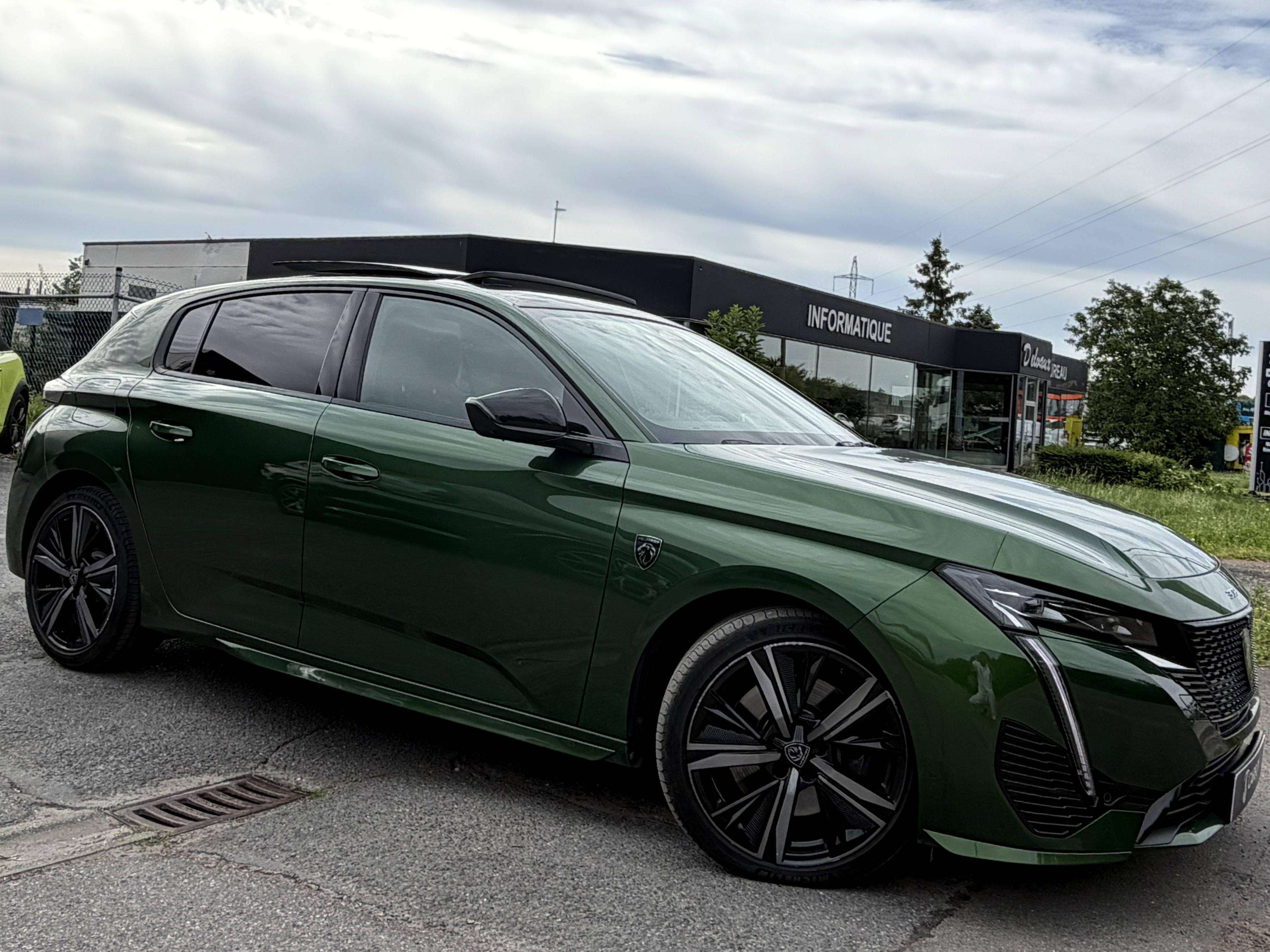 Peugeot 308 PHEV 1.6 180 e-EAT8 GT S 1er PROPRIO/NAVI/CAMERA/PANO/LED/FOCAL/MASSAGE/BATTERIE OK