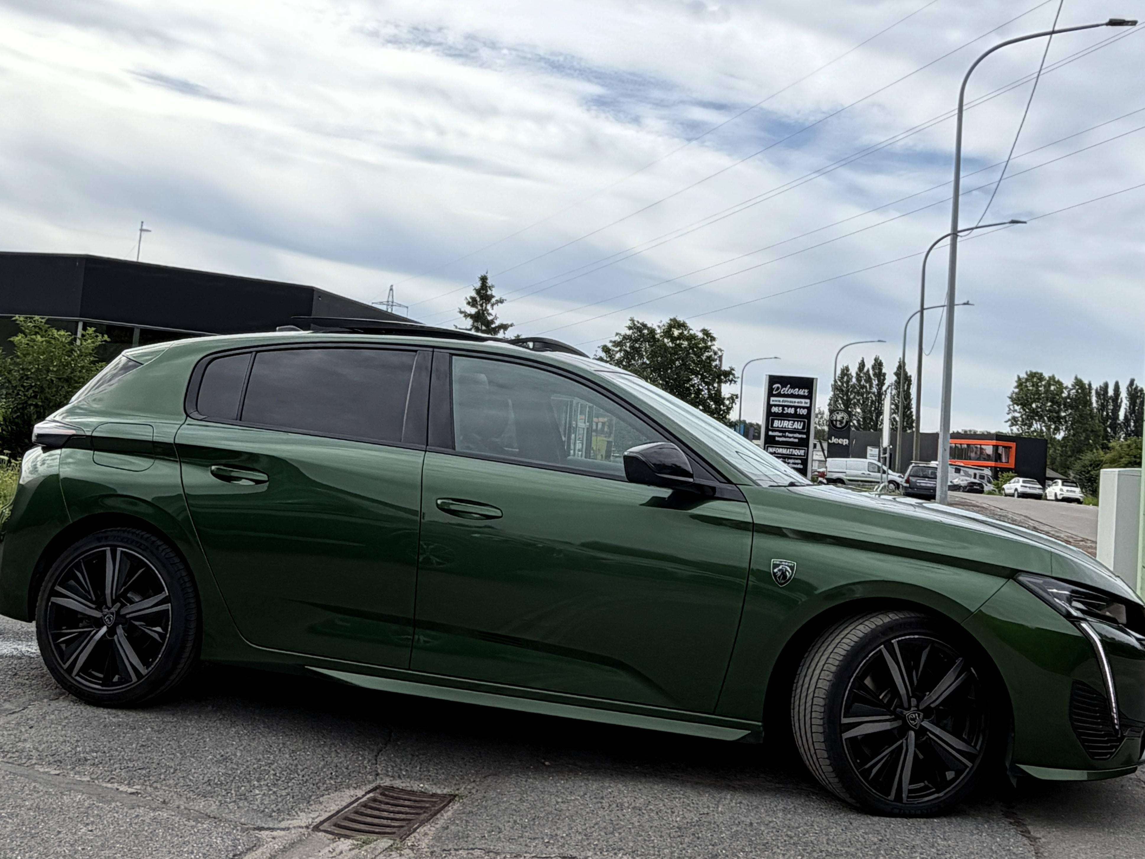 Peugeot 308 PHEV 1.6 180 e-EAT8 GT S 1er PROPRIO/NAVI/CAMERA/PANO/LED/FOCAL/MASSAGE/BATTERIE OK