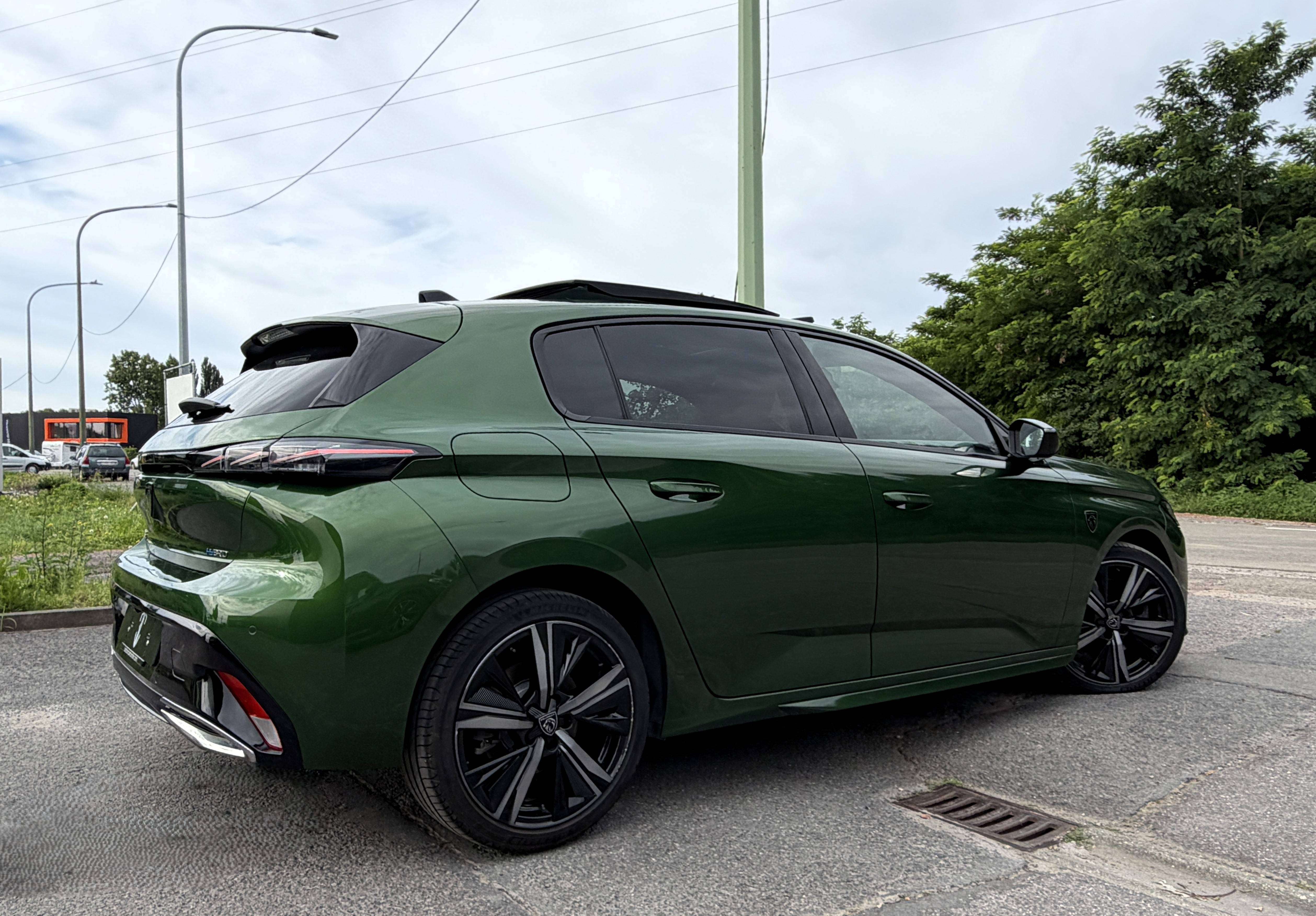 Peugeot 308 PHEV 1.6 180 e-EAT8 GT S 1er PROPRIO/NAVI/CAMERA/PANO/LED/FOCAL/MASSAGE/BATTERIE OK