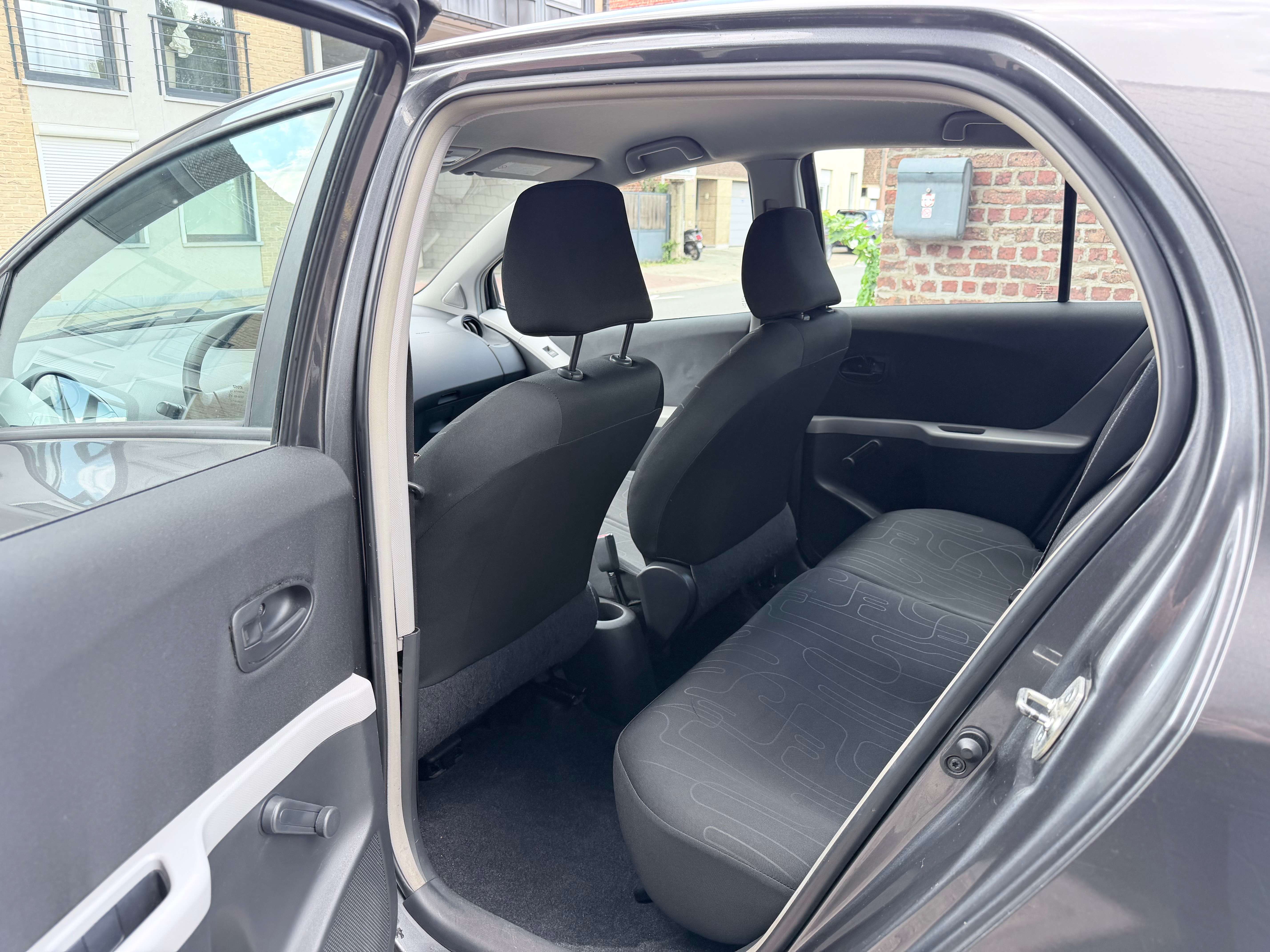 Toyota Yaris 1.0 I EDITION NATURA