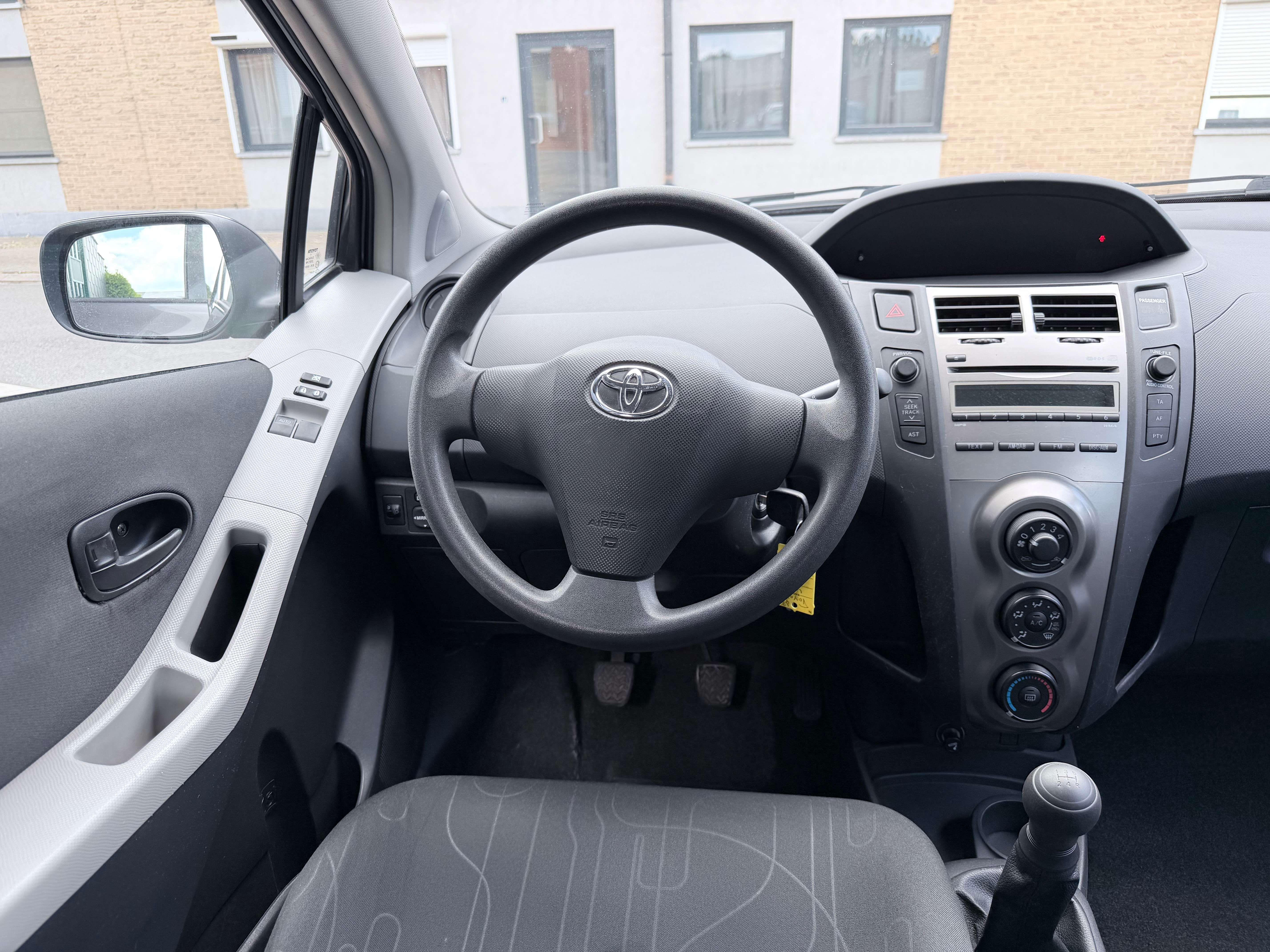Toyota Yaris 1.0 I EDITION NATURA
