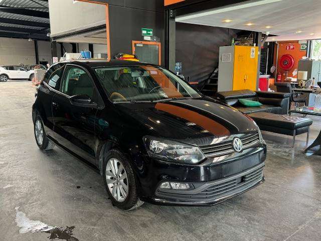 Volkswagen Polo 1.0i - 3 PORTES - BLUETOOTH / AUX / USB - 111.735 KM