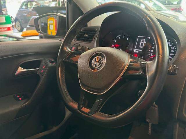 Volkswagen Polo 1.0i - 3 PORTES - BLUETOOTH / AUX / USB - 111.735 KM