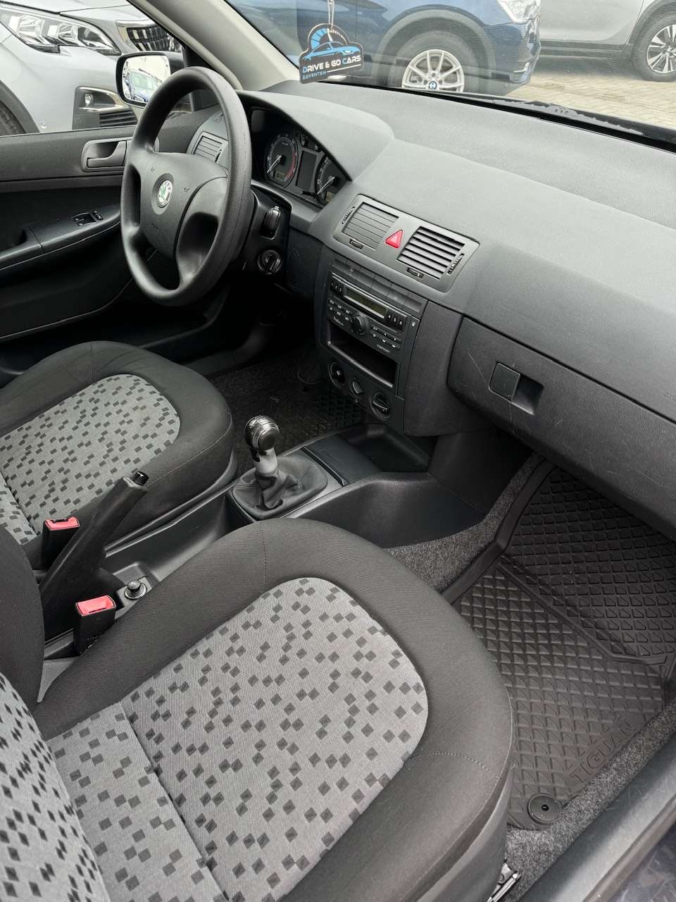 Skoda Fabia 1.2i Benzine ** 1 JAAR GARANTIE ** !!