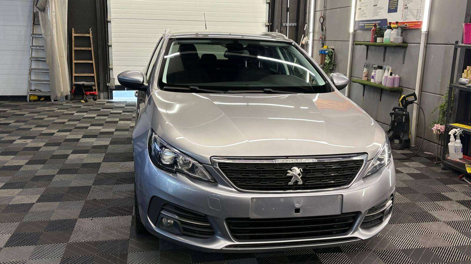Peugeot 308 308  SW 1.2 PureTech bj. 2018 Euro 6