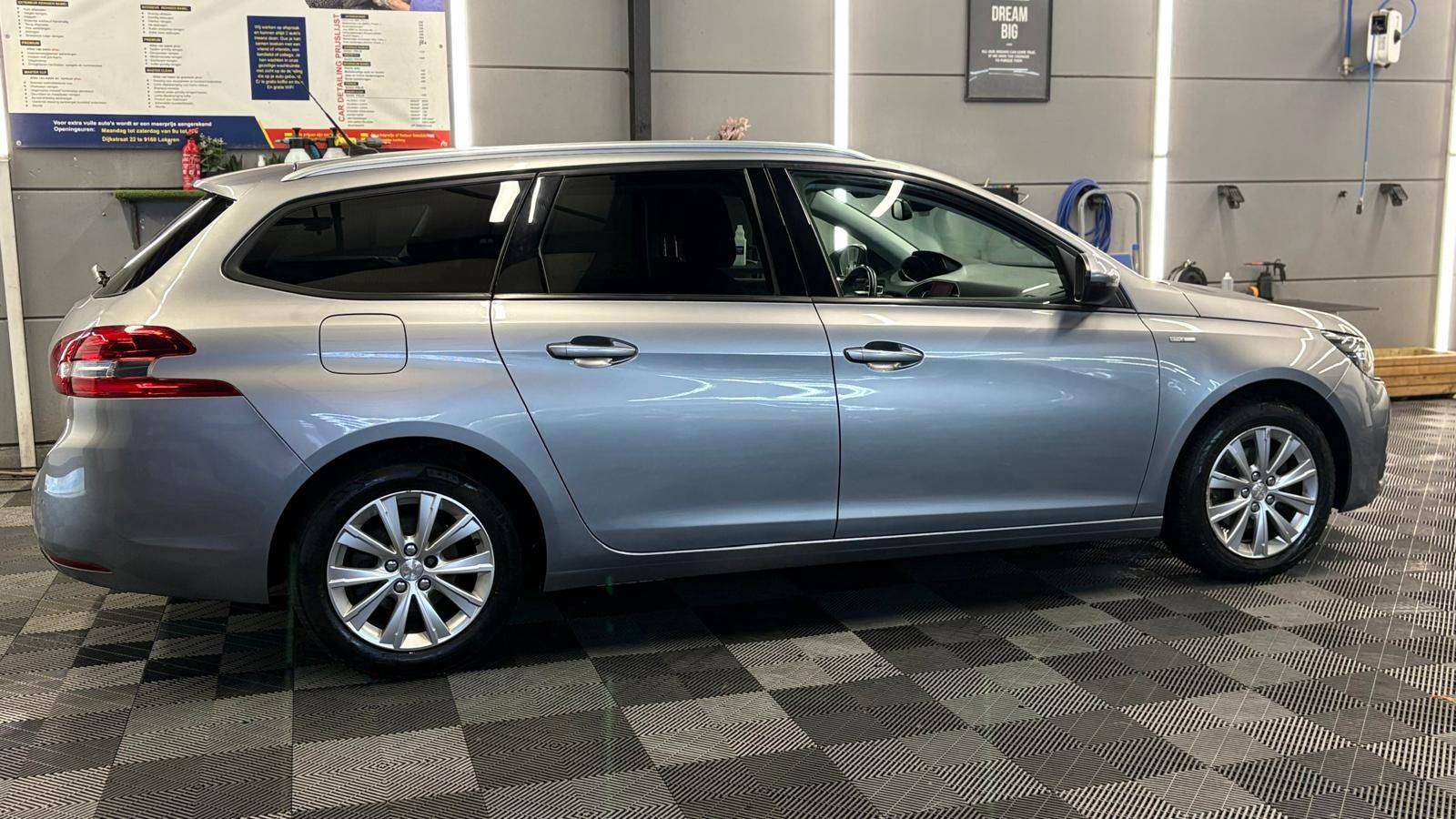 Peugeot 308 308  SW 1.2 PureTech bj. 2018 Euro 6
