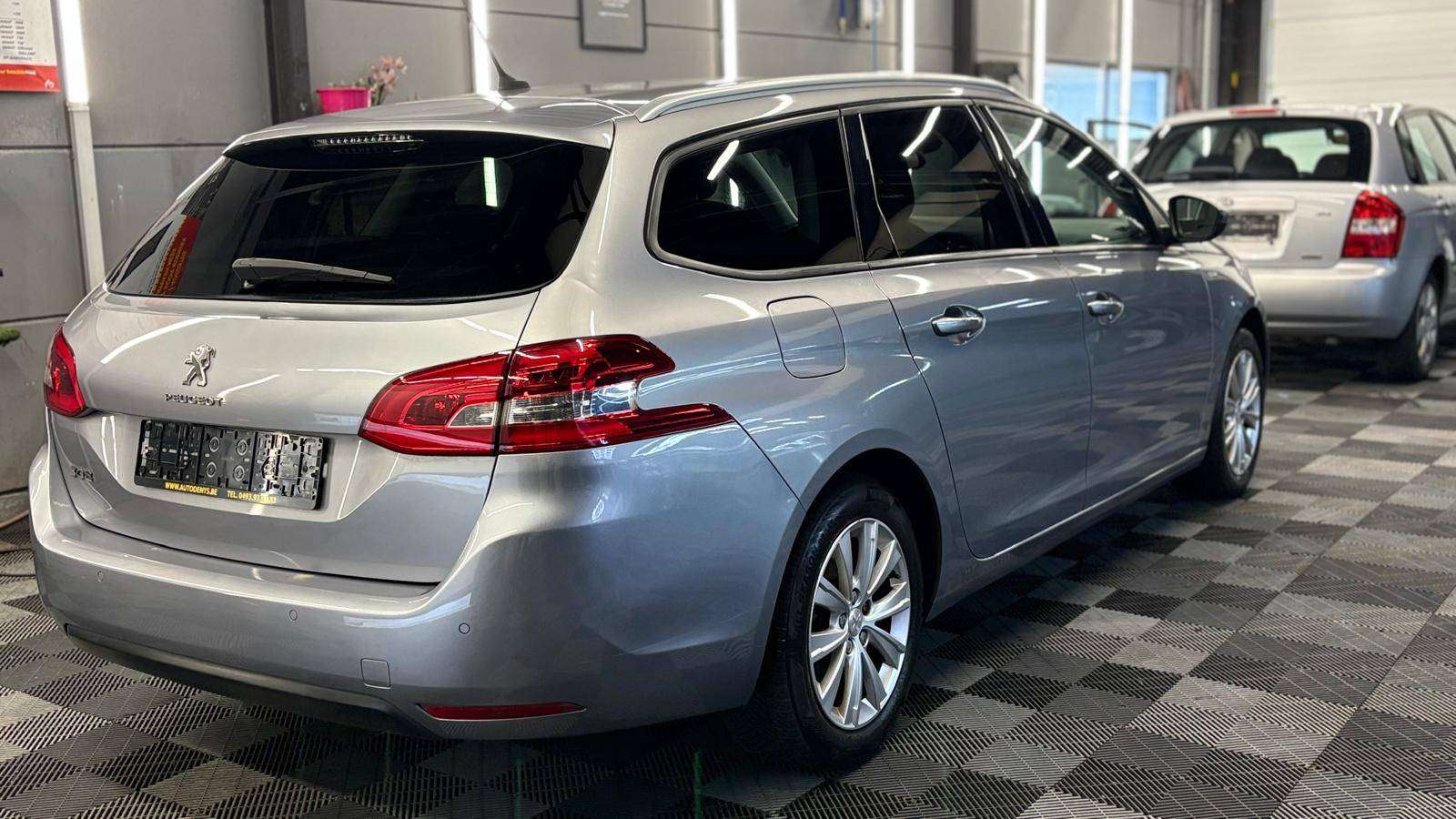 Peugeot 308 308  SW 1.2 PureTech bj. 2018 Euro 6