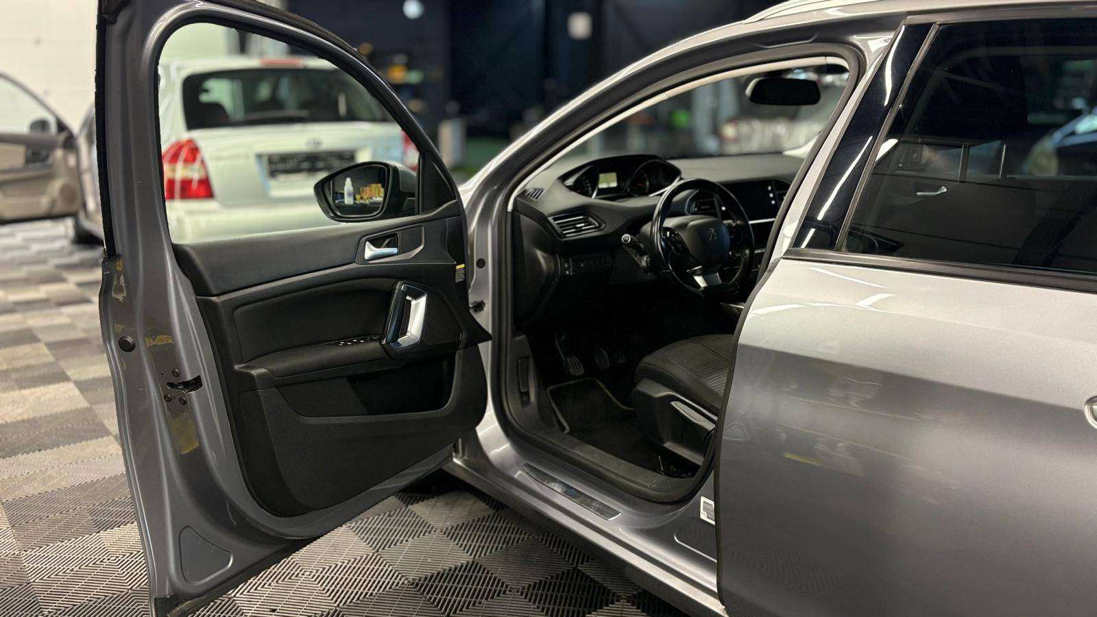 Peugeot 308 308  SW 1.2 PureTech bj. 2018 Euro 6