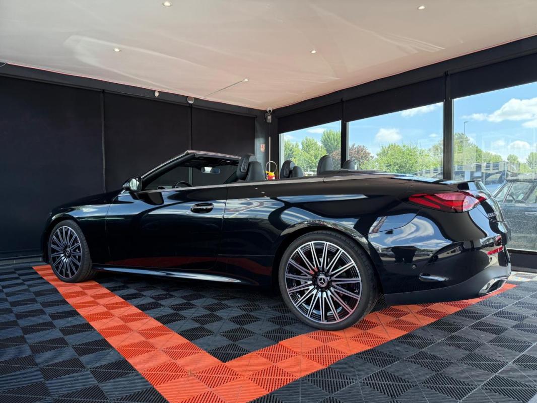 Mercedes-Benz Classe Clc CLE Cabriolet 300 - BVA 9G-Tronic BM A236 AMG Line 4-Matic