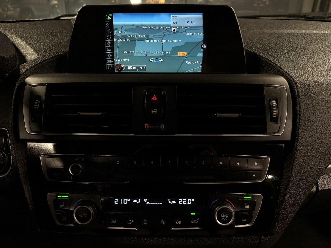Bmw Serie 1 F20 PHASE 2 LCI 118i 1.5 136 Cv 5 PORTES / INTERIEUR CUIR GPS BVM6 - GARANTIE AN
