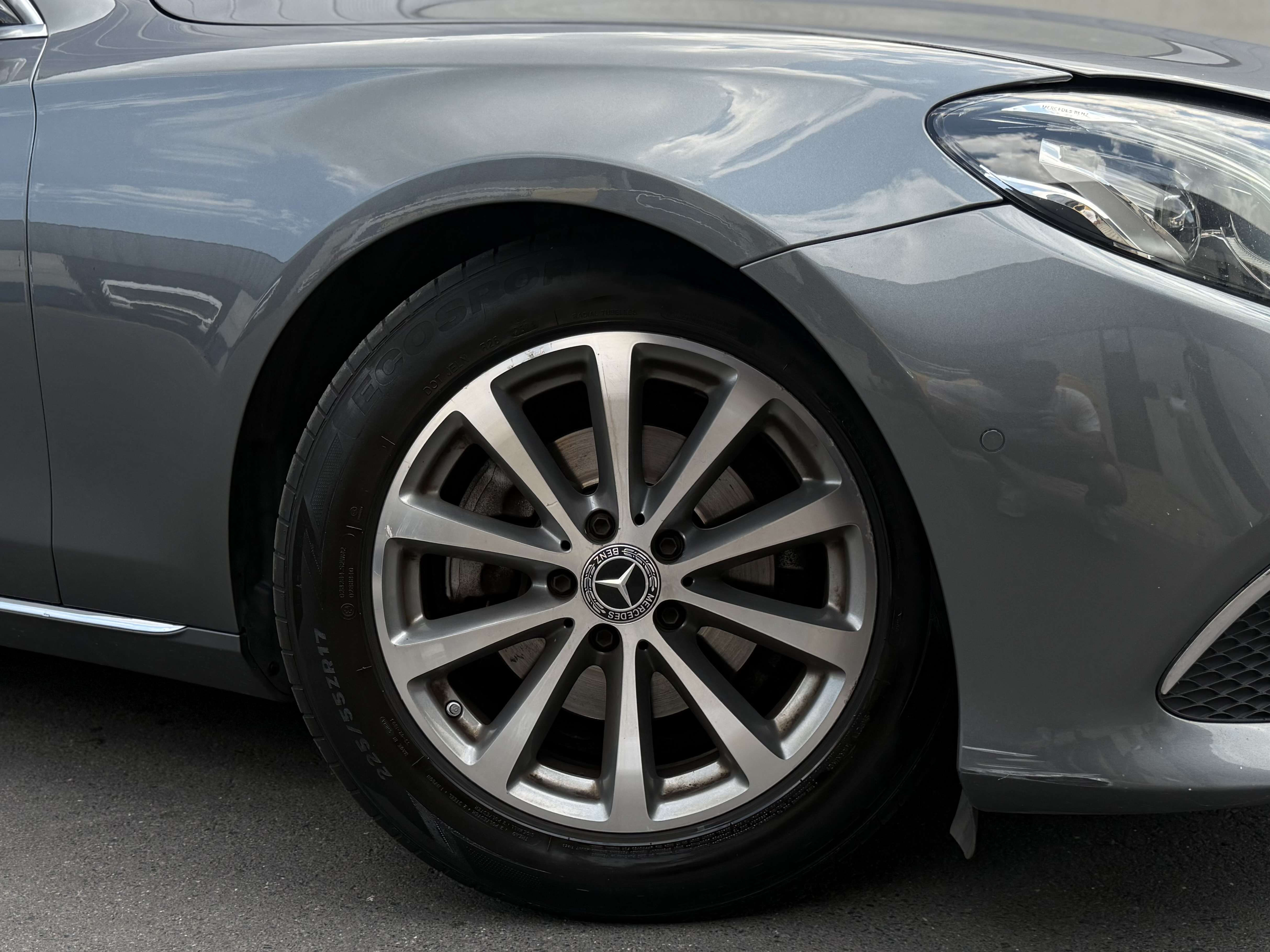 Mercedes-Benz E 200 BUSSINES SOLUTION*TOIT PANO*CUIR*AMBIENT LIGHT*EXP