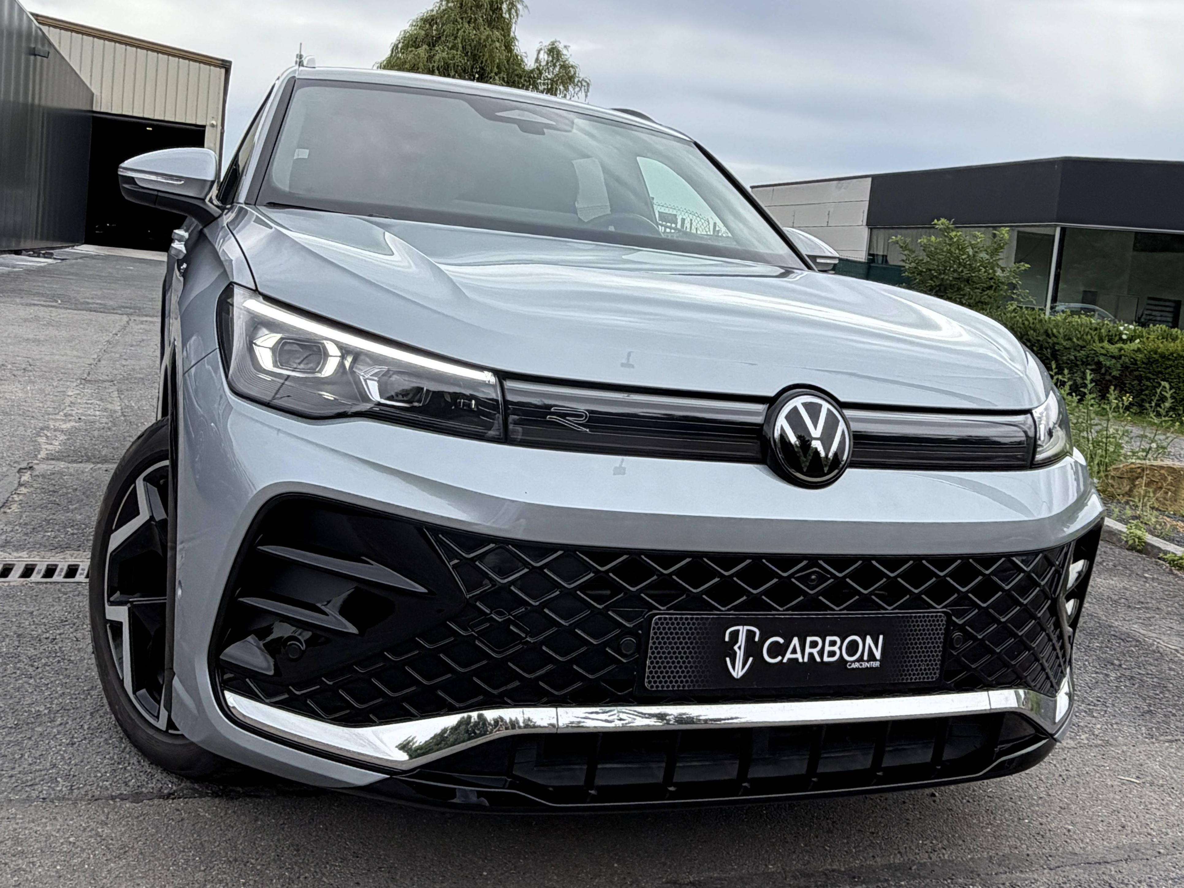 Volkswagen Tiguan eHybrid 1.5 TSI R-Line DSG BLACK PACK/FULL CUIR/HEAD-UP/KEYLESS/SIEGES CHAUFF-VENTILLE/GARANTIE