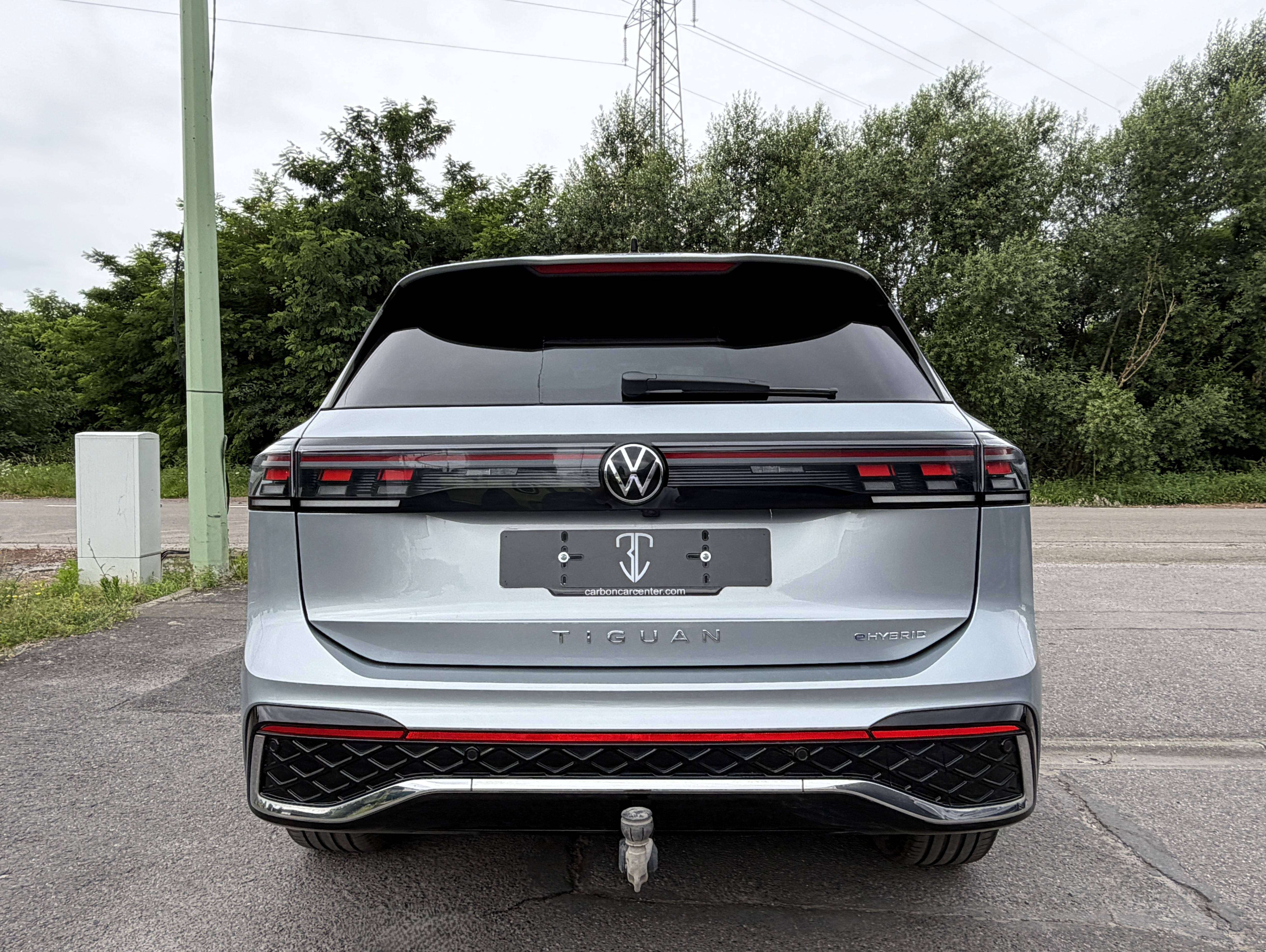 Volkswagen Tiguan eHybrid 1.5 TSI R-Line DSG BLACK PACK/FULL CUIR/HEAD-UP/KEYLESS/SIEGES CHAUFF-VENTILLE/GARANTIE