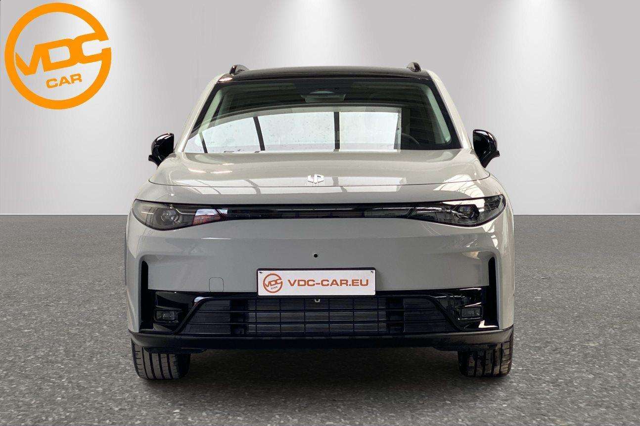 Leapmotor C10 DESIGN hybride REEV