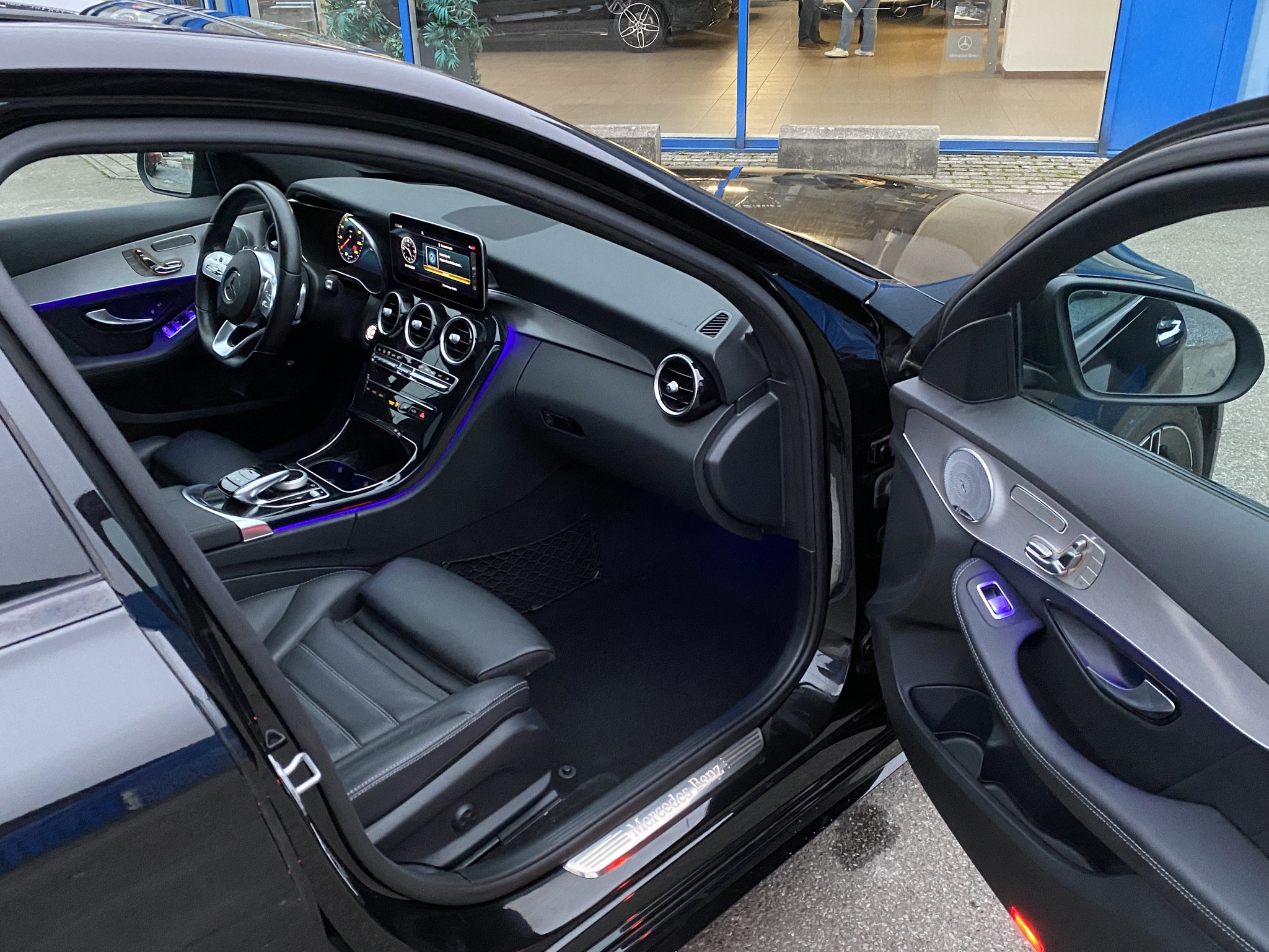 Mercedes-Benz Classe C C 220 D * PACK AMG + NIGHT * 2021 * 39 000 KM ! FULL !