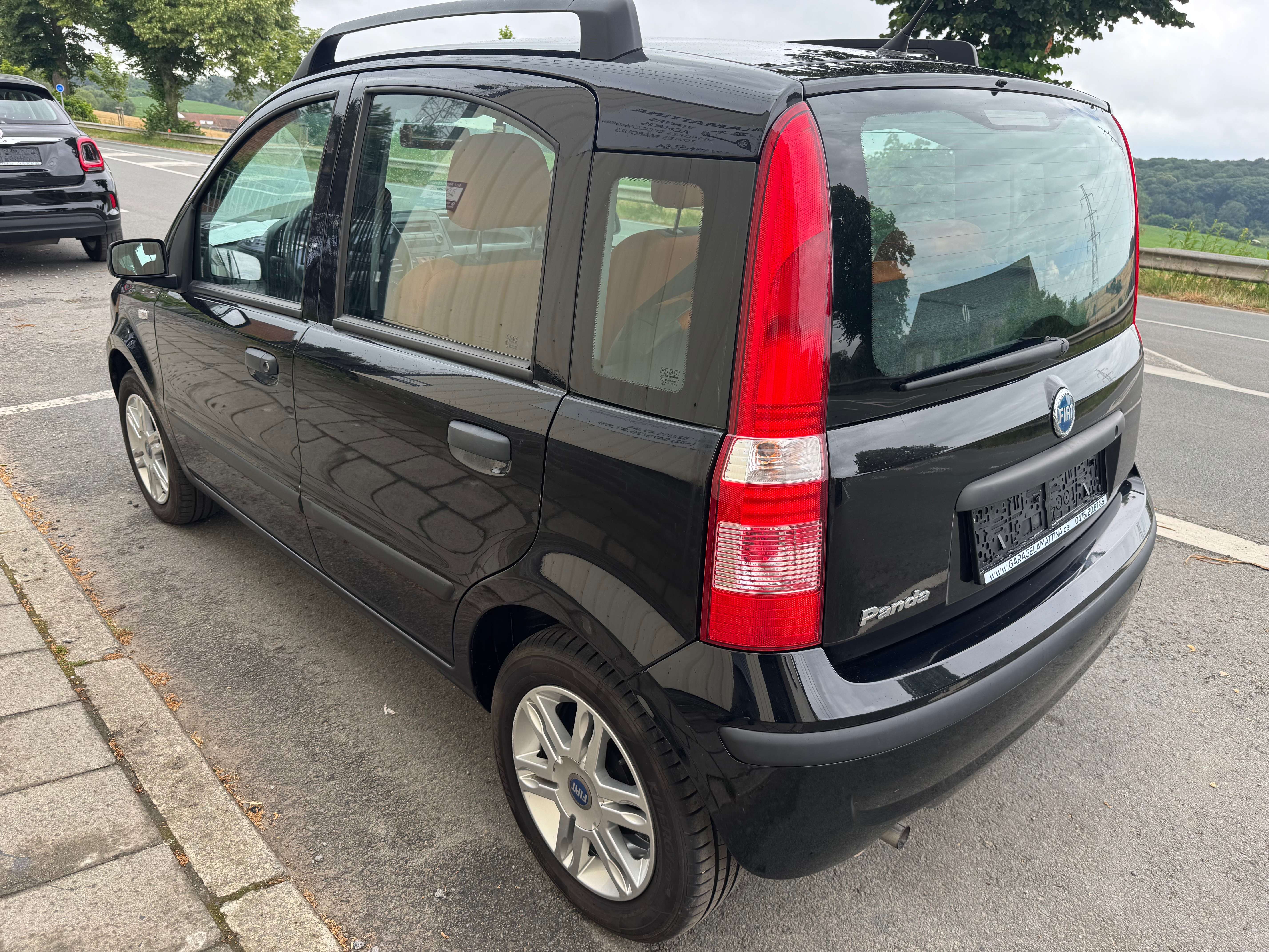 Fiat Panda 1.2i garantie 1 an carnet entretien complet