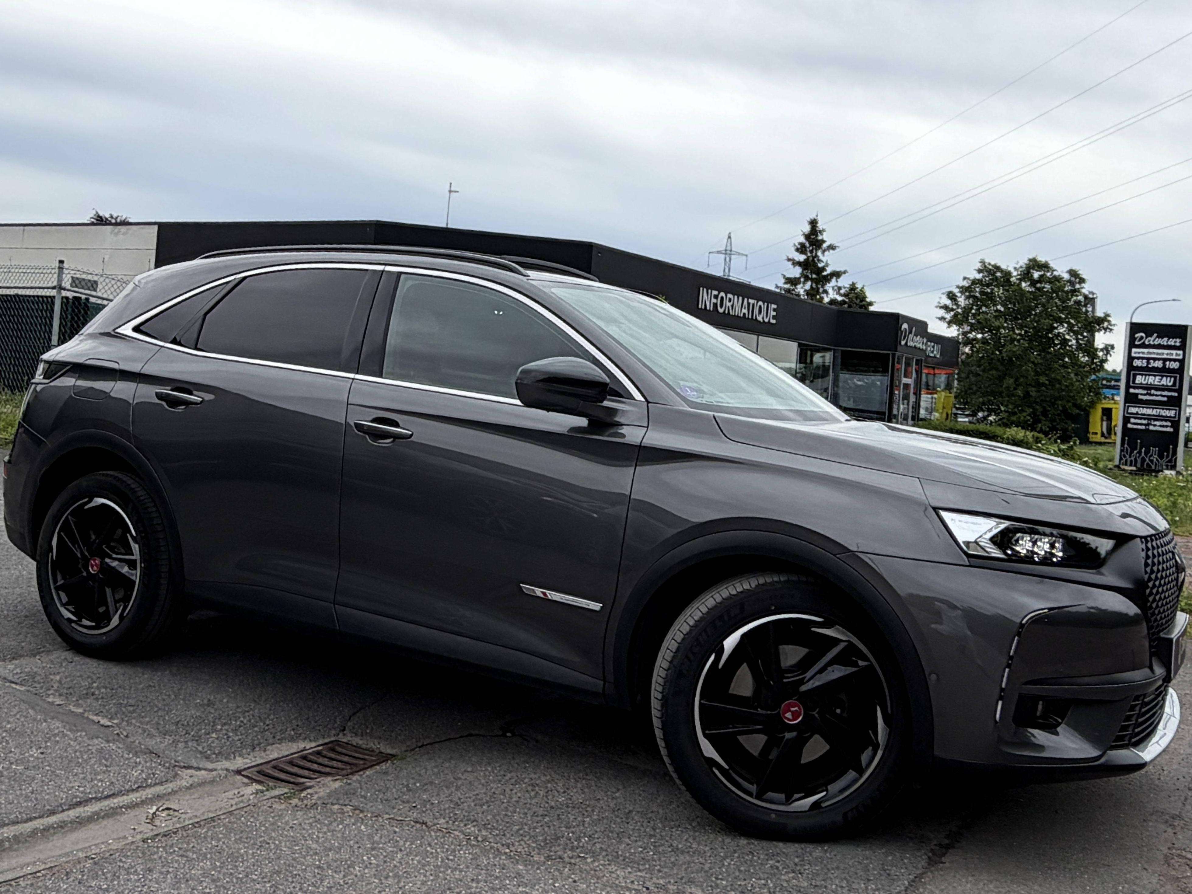 DS Automobiles DS 7 Crossback PHEV 1.6 E-TENSE 4x4 300 Performance Line+ CUIR/PANO/FULL LED/KEYLESS/CAMERA/SIEGES ELECT-MEMOIRE-CHAUFF./GARANTIE
