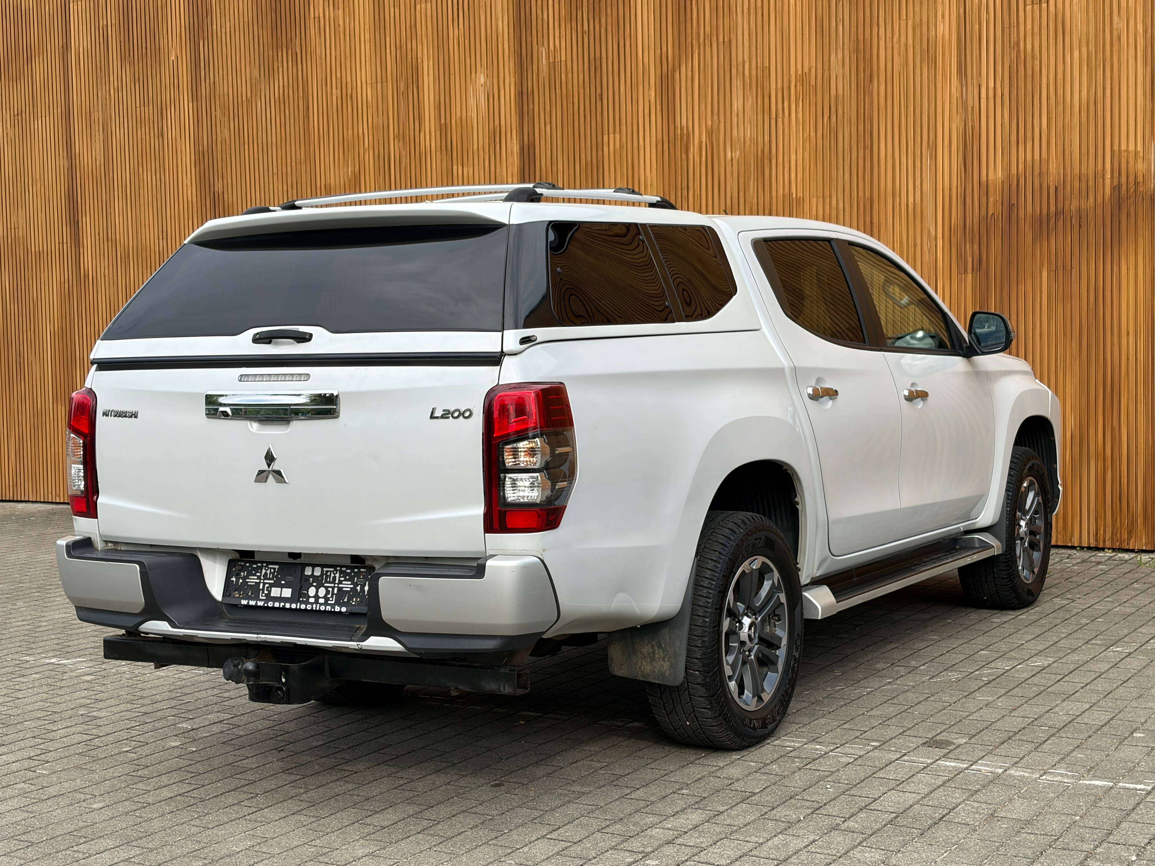 Mitsubishi L200 2.3 DI-D Autom. 4WD , 1j garantie