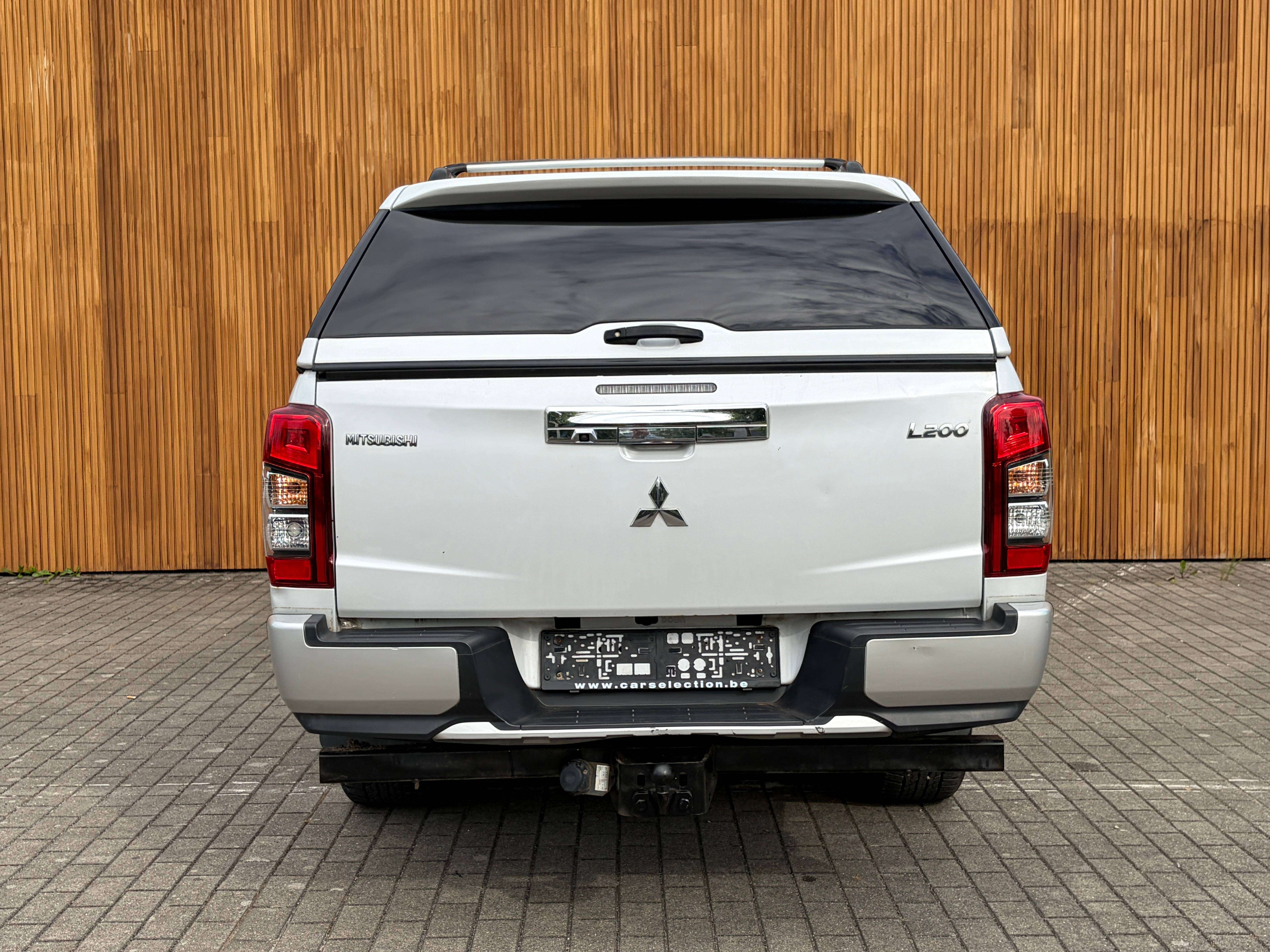 Mitsubishi L200 2.3 DI-D Autom. 4WD , 1j garantie