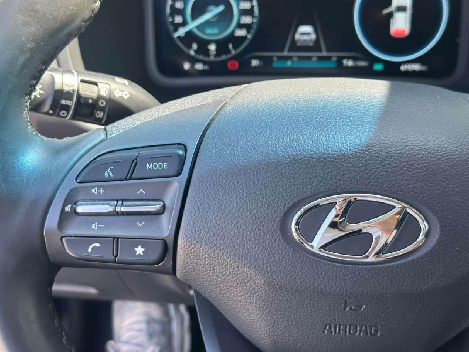 Hyundai KONA TECHNO  MILD HYBRID 48V