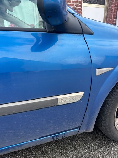 Renault Megane Essence // 2.0