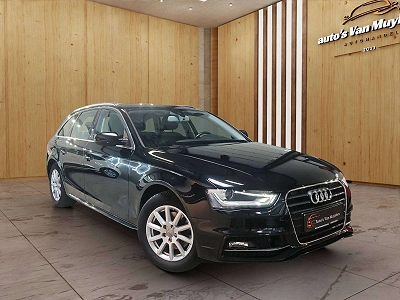 Audi A4 1.8 TFSI S-LINE