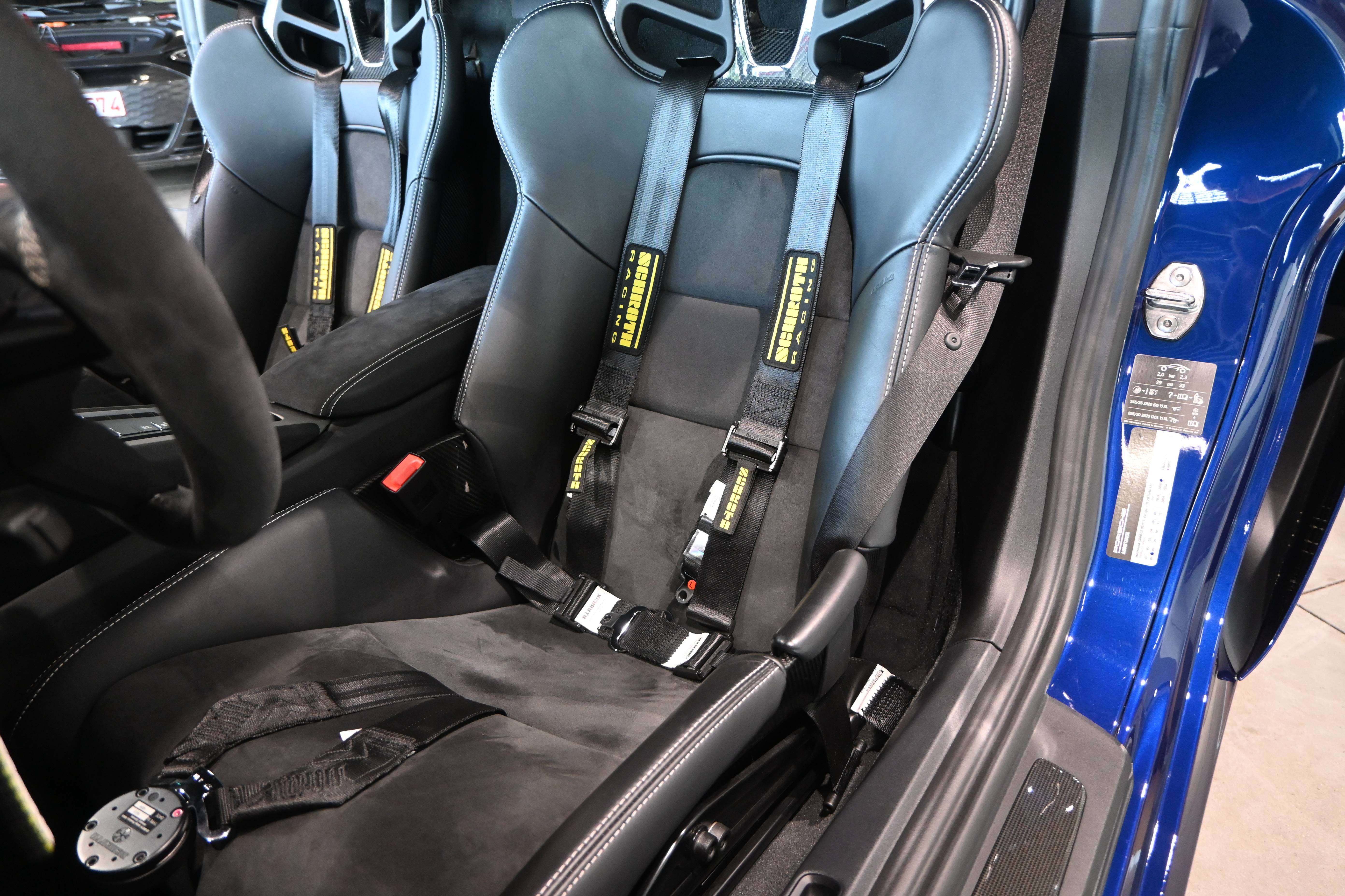 Porsche Cayman 718 GT4 Clubsport 4.0i **CARBON/ALCANTARA/CAM/BOSE/CERAMIC BRAKES/CHRONO**