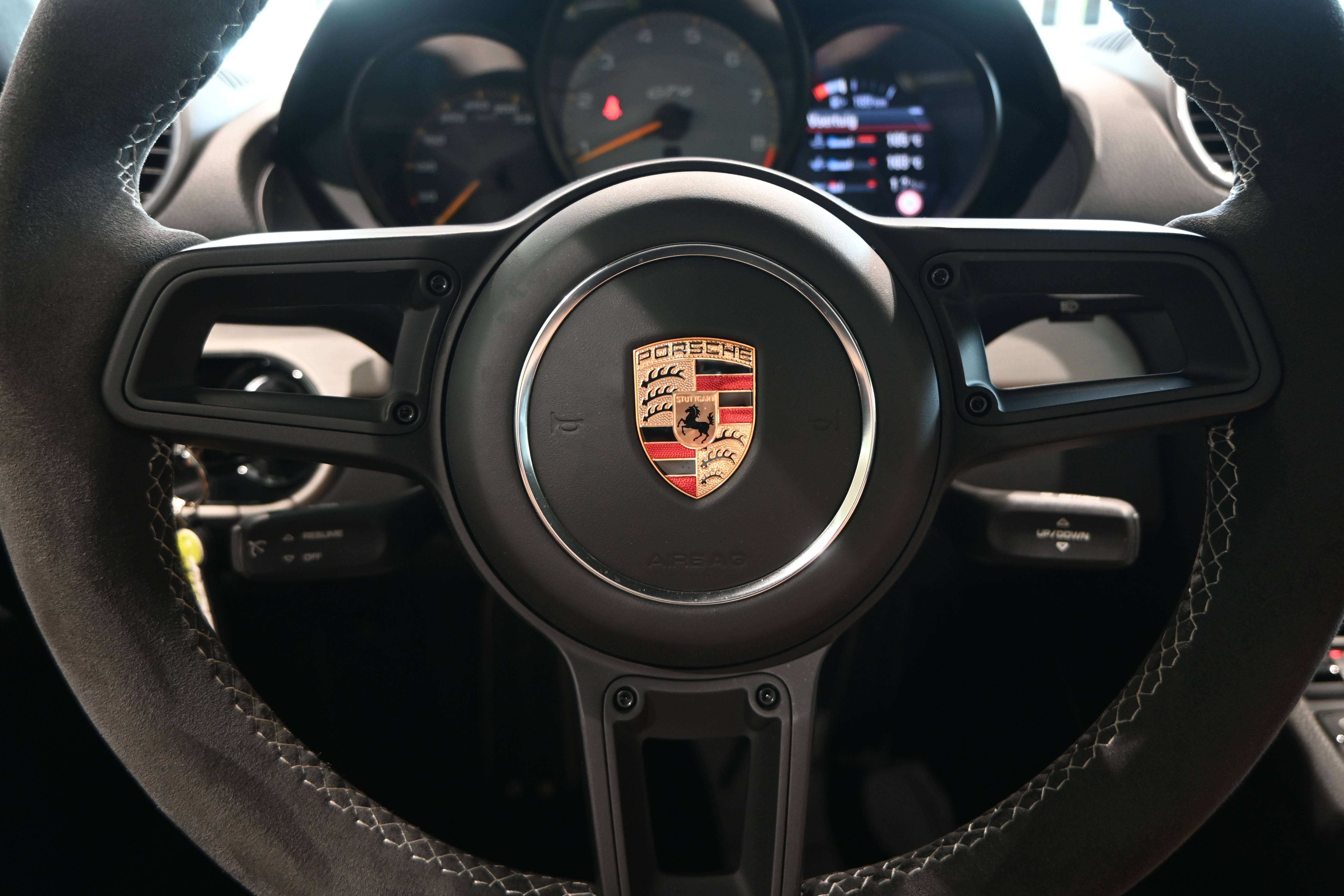 Porsche Cayman 718 GT4 Clubsport 4.0i **CARBON/ALCANTARA/CAM/BOSE/CERAMIC BRAKES/CHRONO**