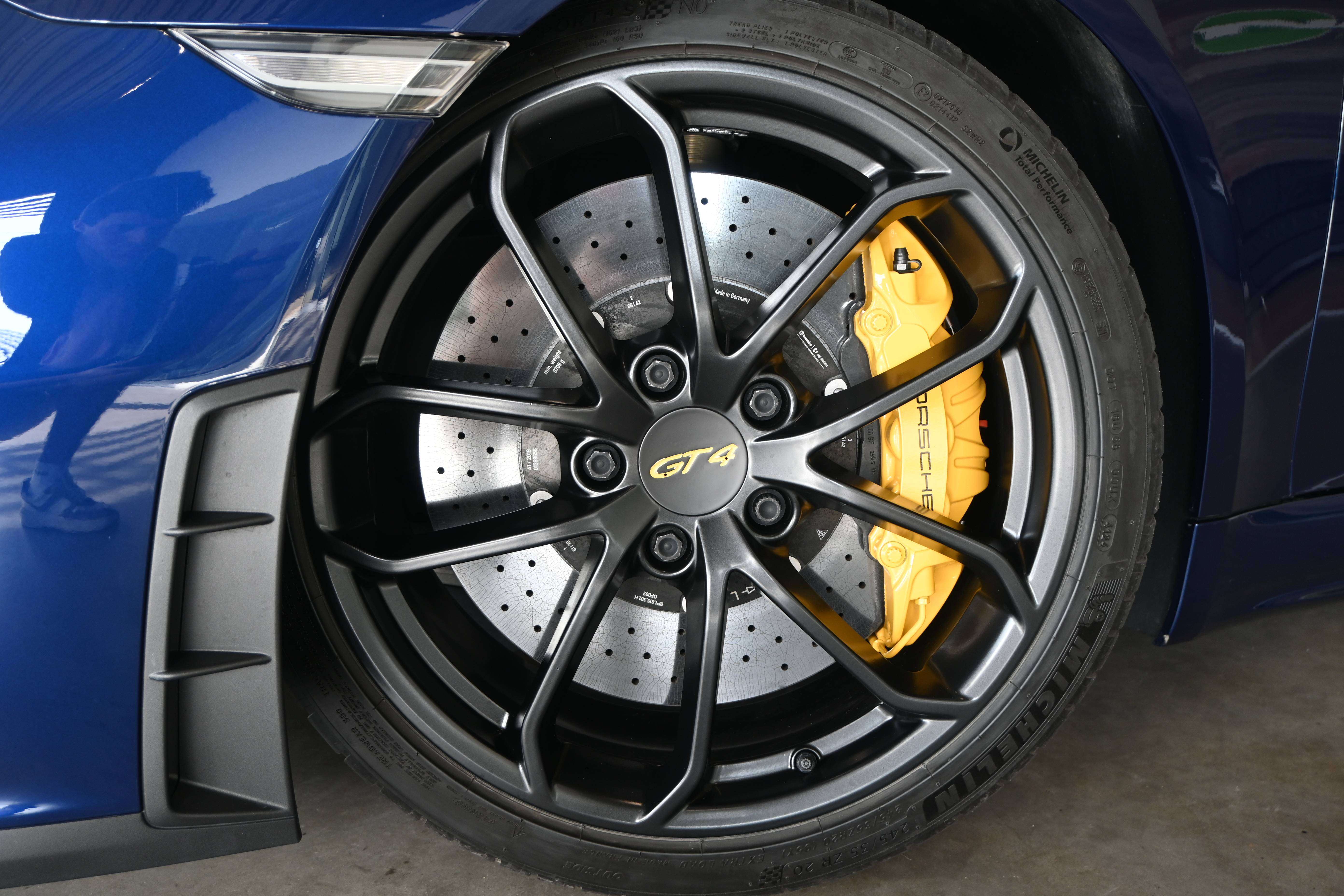 Porsche 718 Cayman GT4 Clubsport 4.0i **CARBON/ALCANTARA/CAM/BOSE/CERAMIC BRAKES/CHRONO**