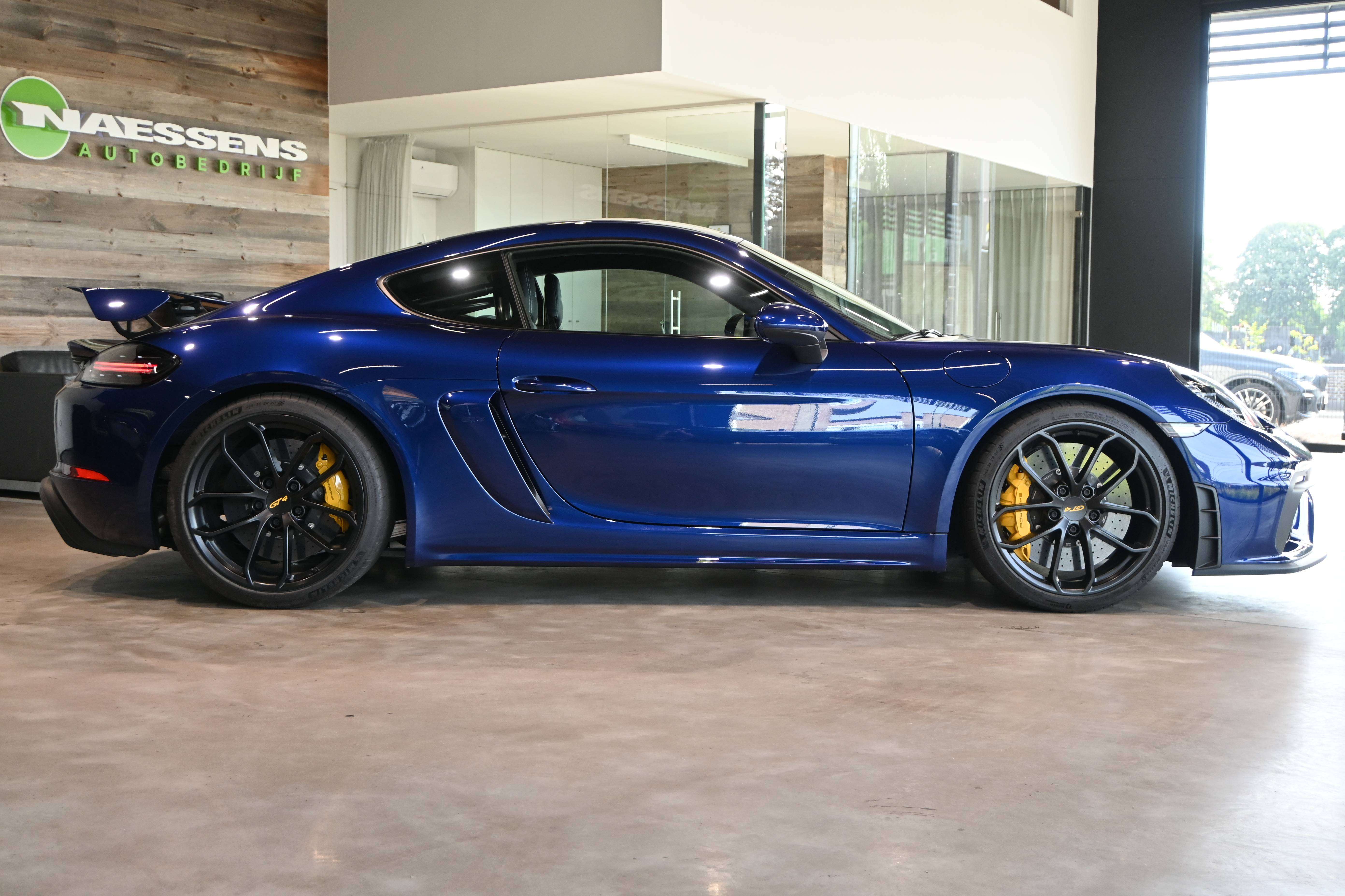 Porsche 718 Cayman GT4 Clubsport 4.0i **CARBON/ALCANTARA/CAM/BOSE/CERAMIC BRAKES/CHRONO**
