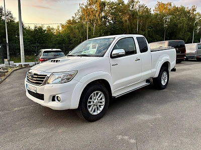 Toyota Hilux Extra cab D4D  2+2 4X4 Belgium car car pass + TVA