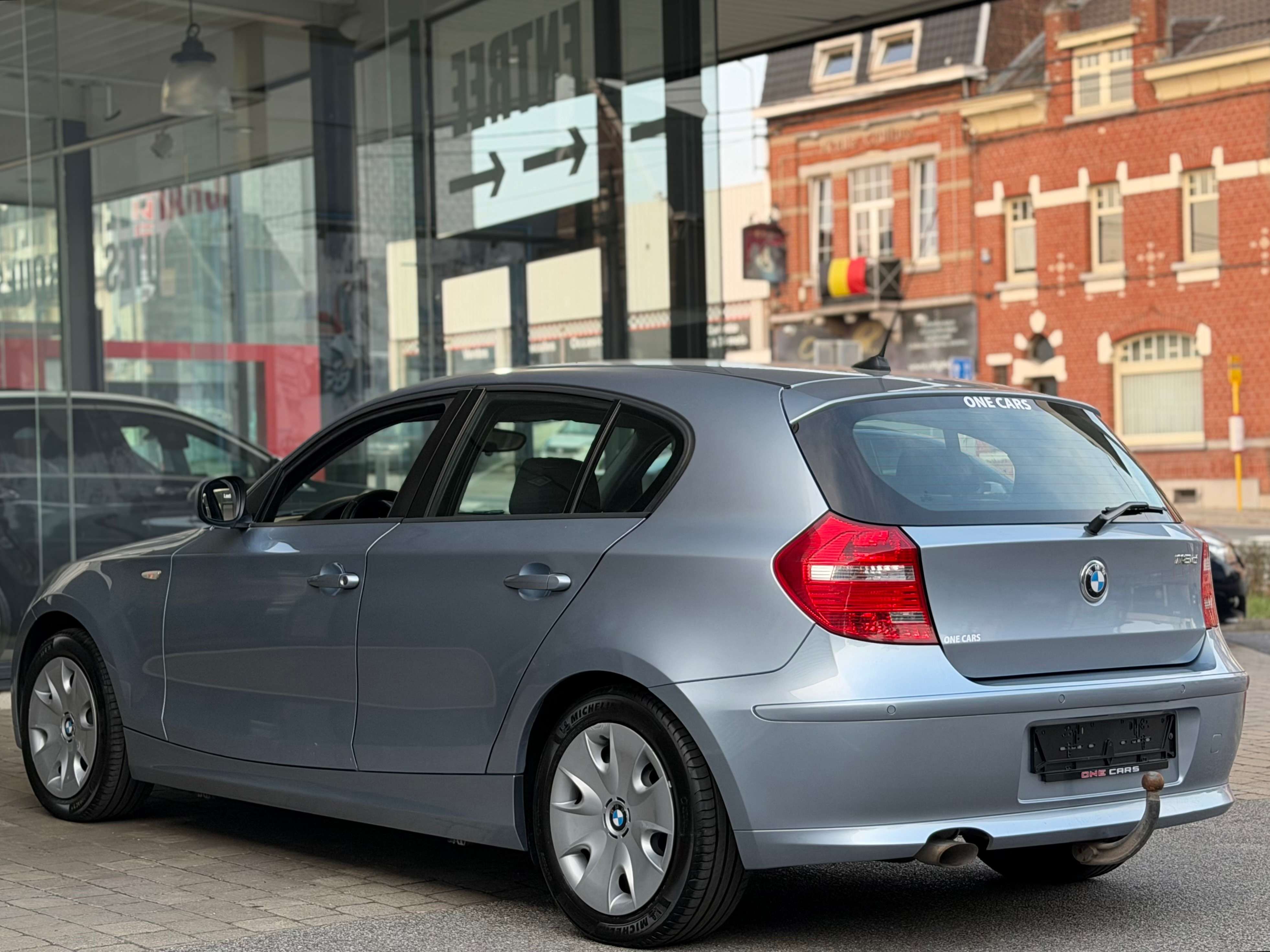 BMW 118 d 6vitesses CLIM-PDC-AUX-USB-SIEGES CHAUFF.-GAR 1AN