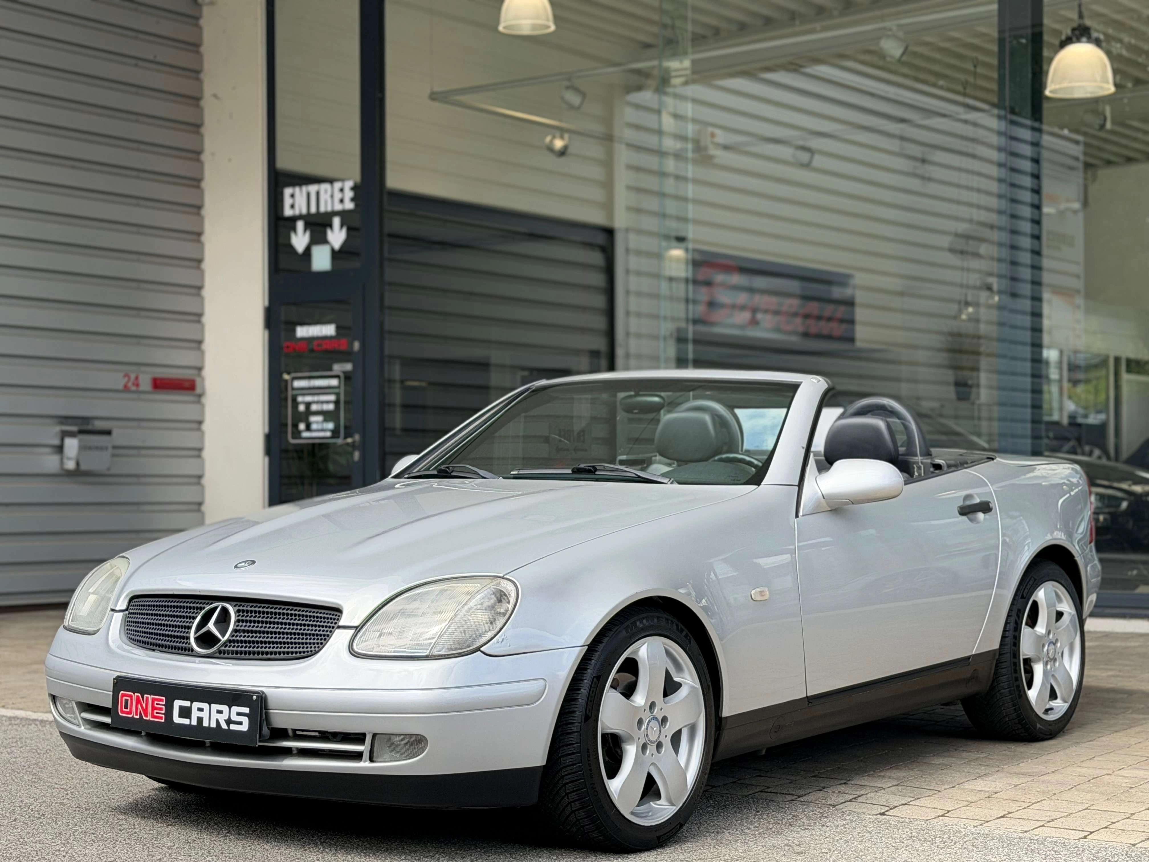 Mercedes-Benz SLK 200 CABRIO 136cv AIRCO-CUIR CHAUFF.-USB-AUX-VE-JA17-GAR 12MOIS
