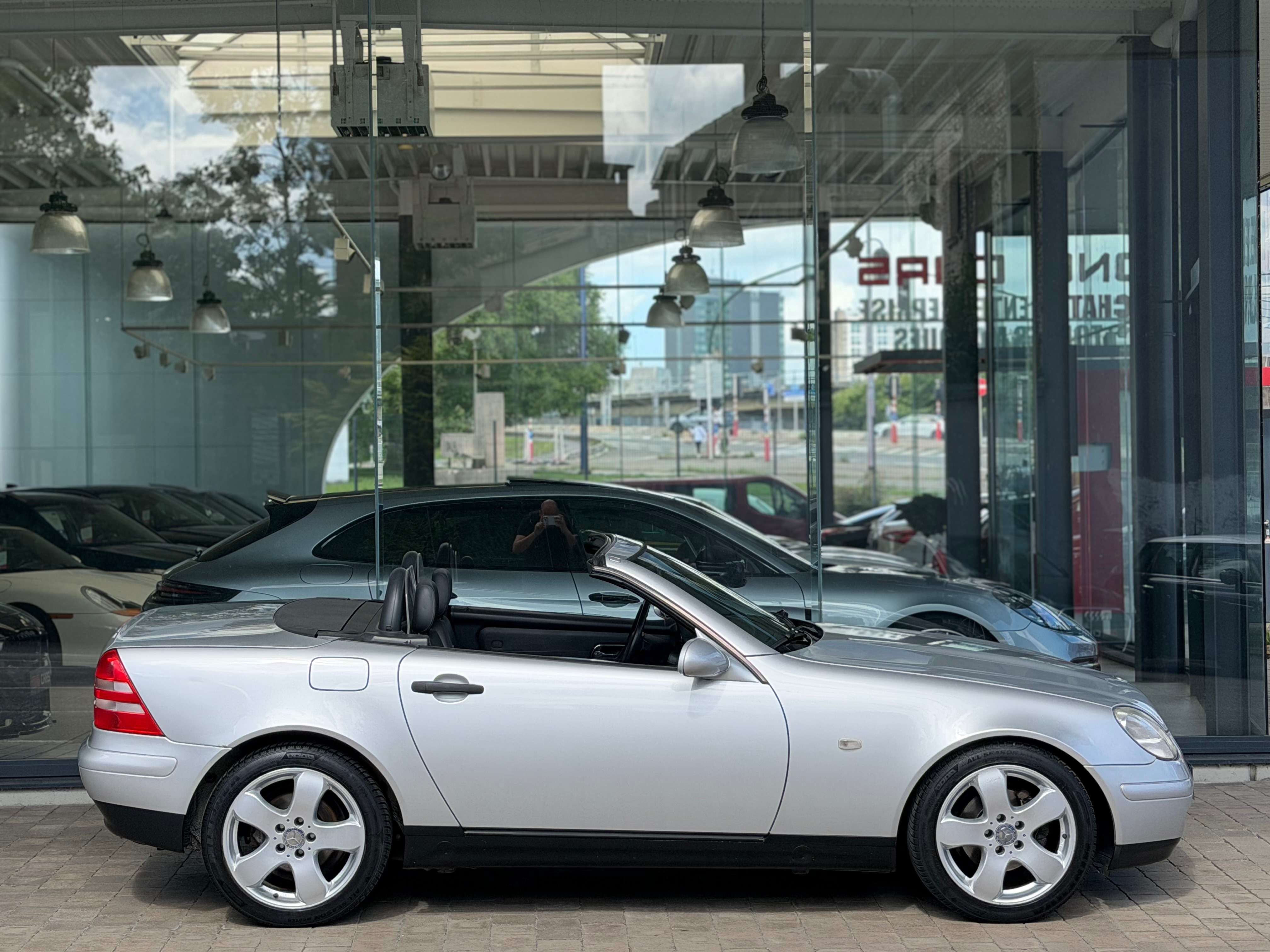Mercedes-Benz SLK 200 CABRIO 136cv AIRCO-CUIR CHAUFF.-USB-AUX-VE-JA17-GAR 12MOIS