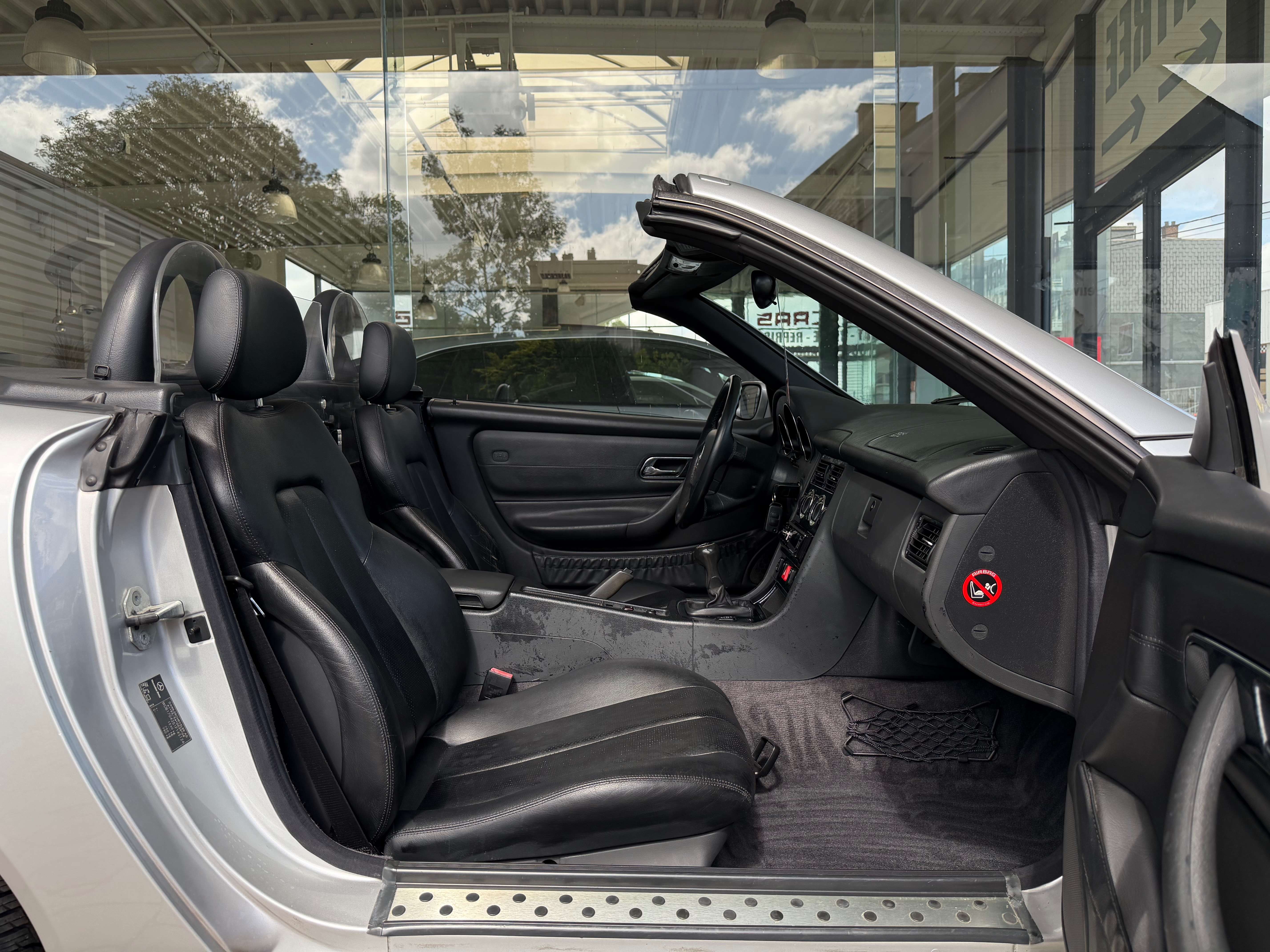 Mercedes-Benz SLK 200 CABRIO 136cv AIRCO-CUIR CHAUFF.-USB-AUX-VE-JA17-GAR 12MOIS