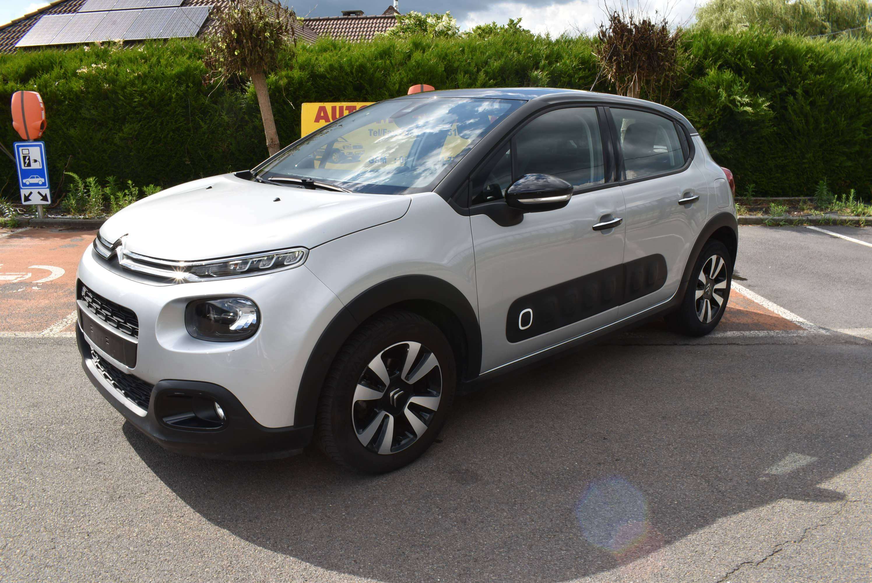 Citroen C3 1.2i GPS/CarPlay/Airco 60.000KM!! **B2B FIX PRICE**