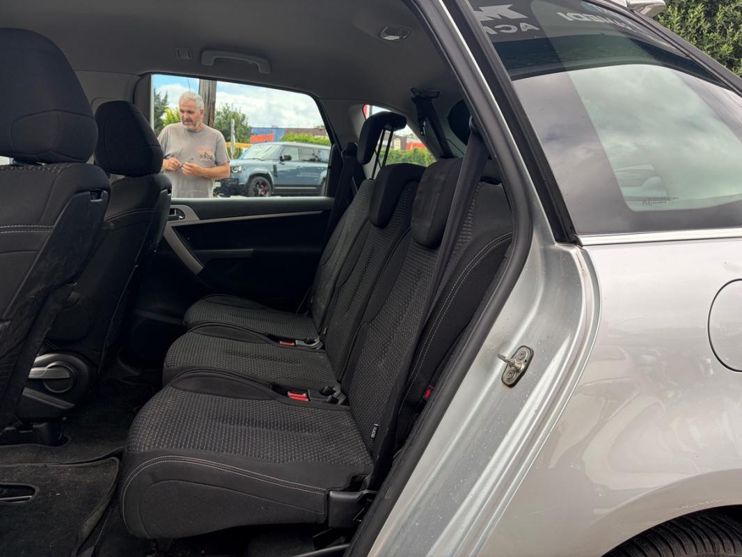 Citroen C4 EXCLUSIVE 1.6l 2012 BOITE AUTO GPS BLUETOOTH RADAR RÉGULATEUR PAYÉMENT EN 3 FOIS
