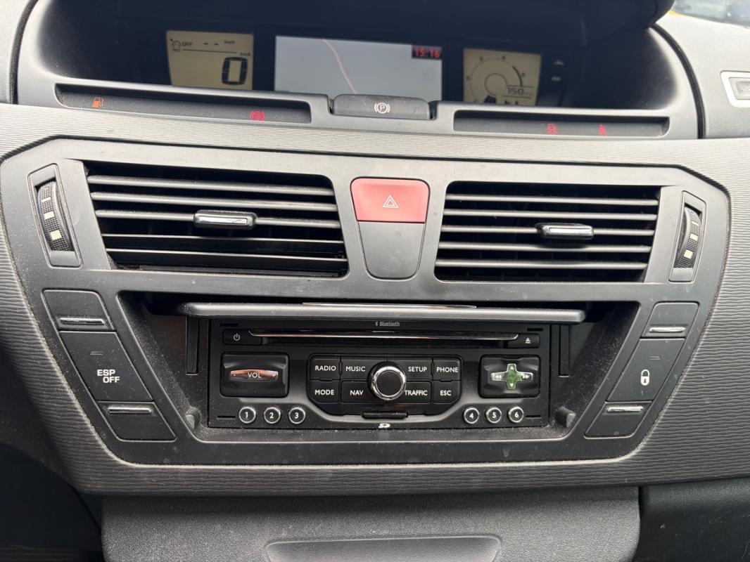 Citroen C4 EXCLUSIVE 1.6l 2012 BOITE AUTO GPS BLUETOOTH RADAR RÉGULATEUR PAYÉMENT EN 3 FOIS