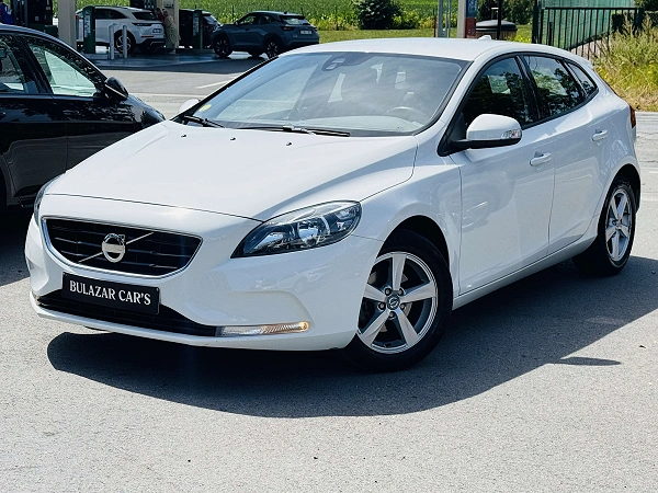 Volvo V40 V40 1.6 D2 Kinetic*1 ER MAIN*CARNET*CLIM*GARANTIE 12 MOIS