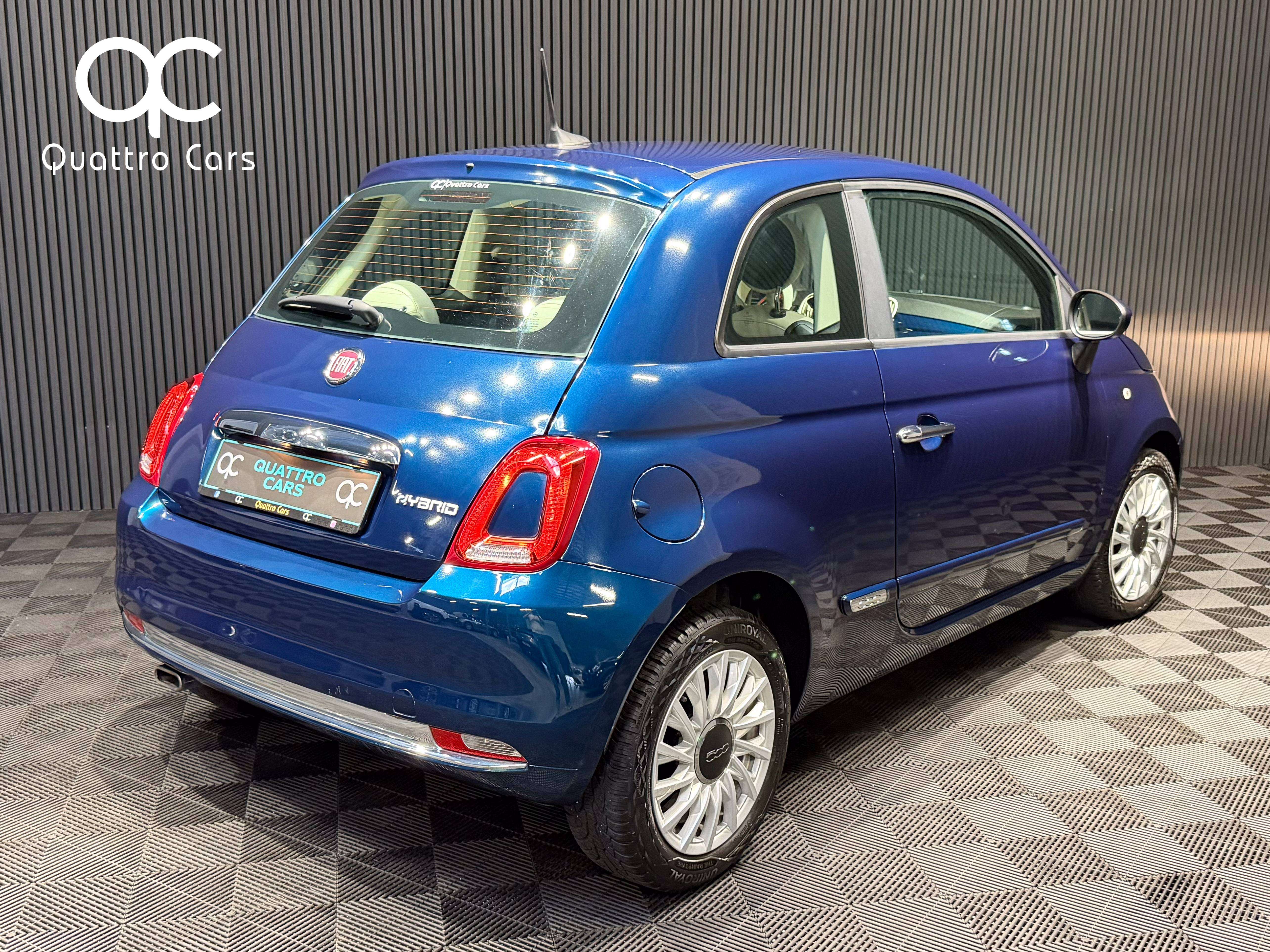 Fiat 500 1.0i Hybrid Essence / Car play / Gps / Clim