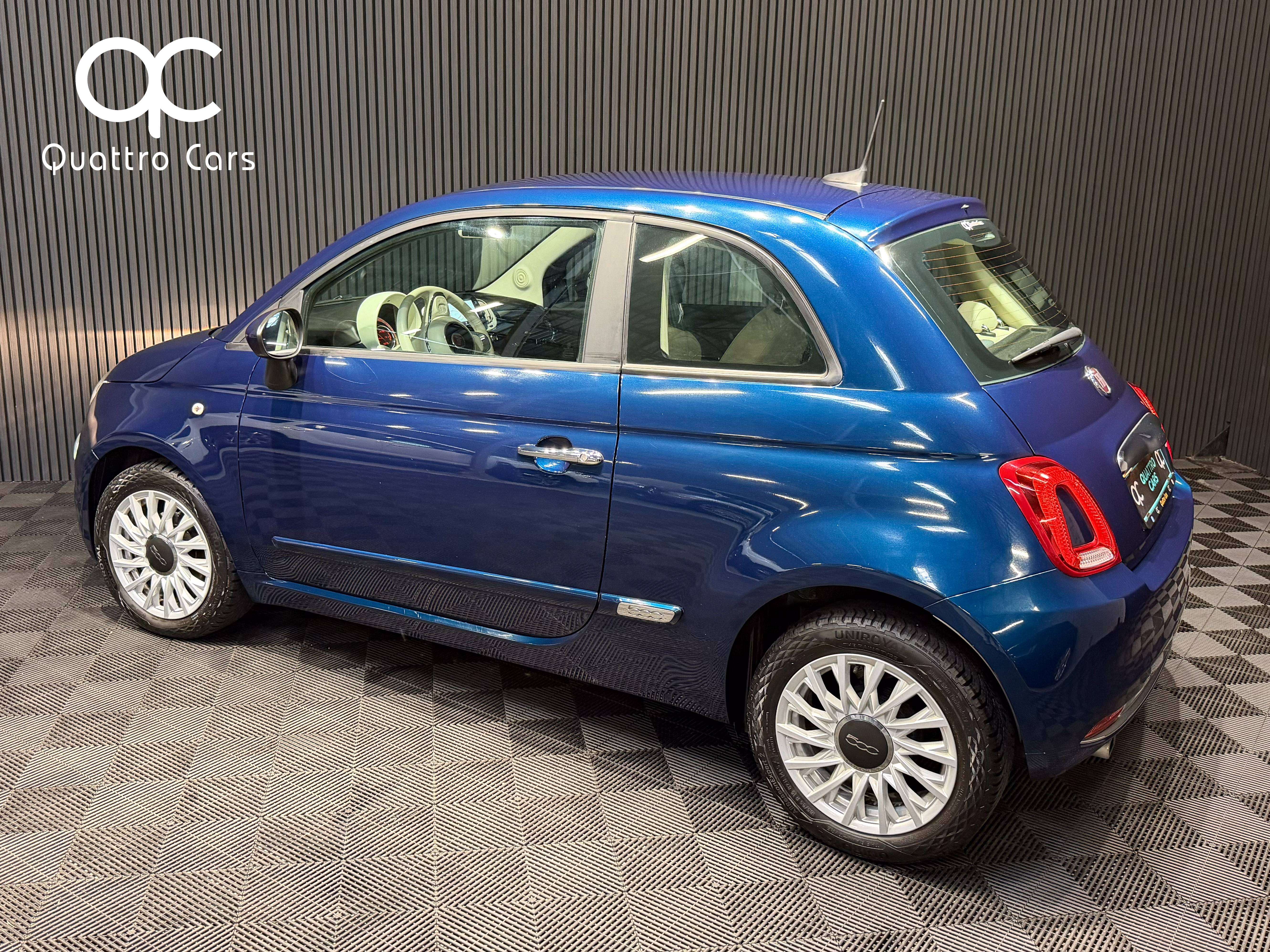 Fiat 500 1.0i Hybrid Essence / Car play / Gps / Clim