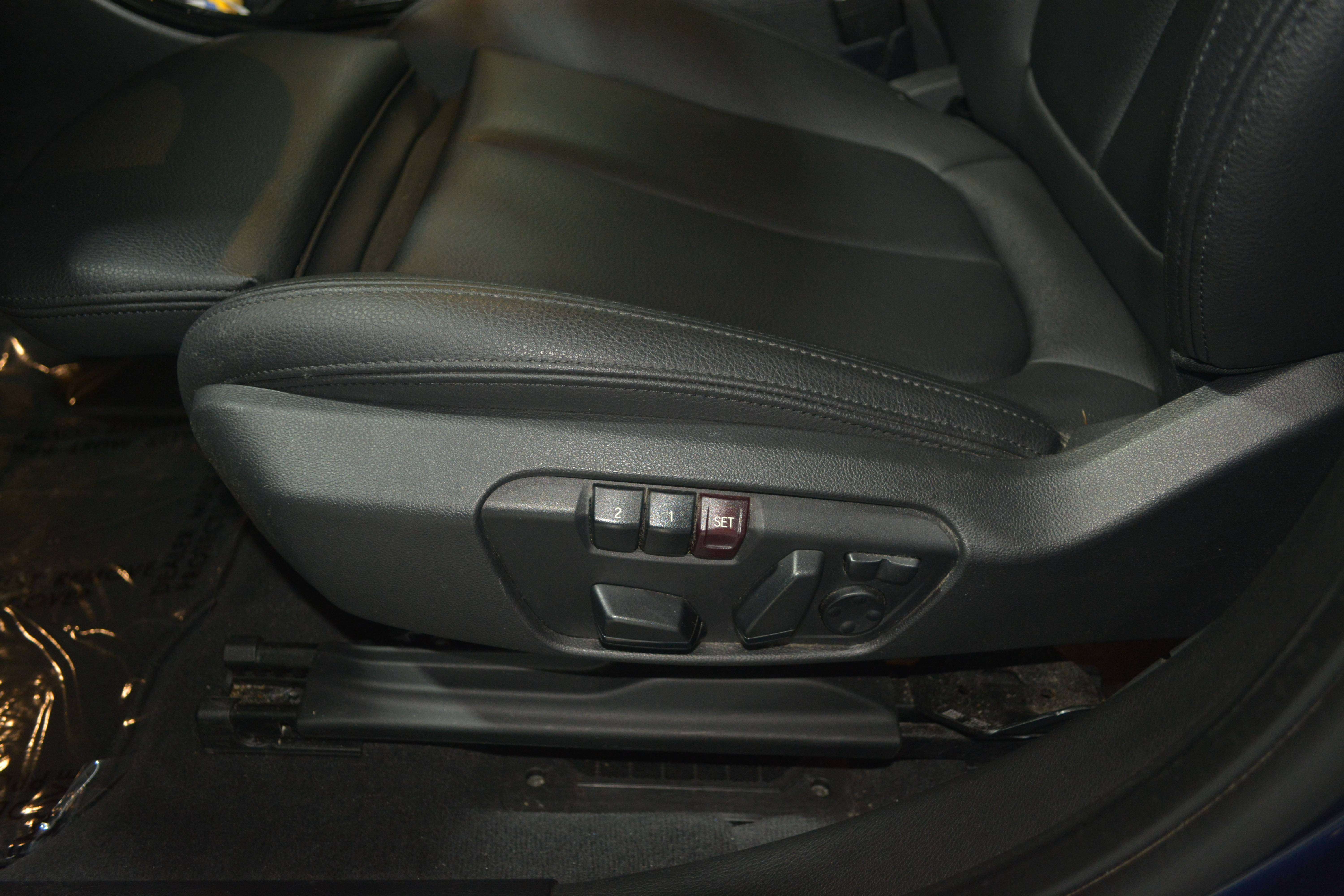 BMW X2 X2 1.5iA sDrive18 OPF /M PACK / PANORAM / LEDER / NAVI / TREKHAAK