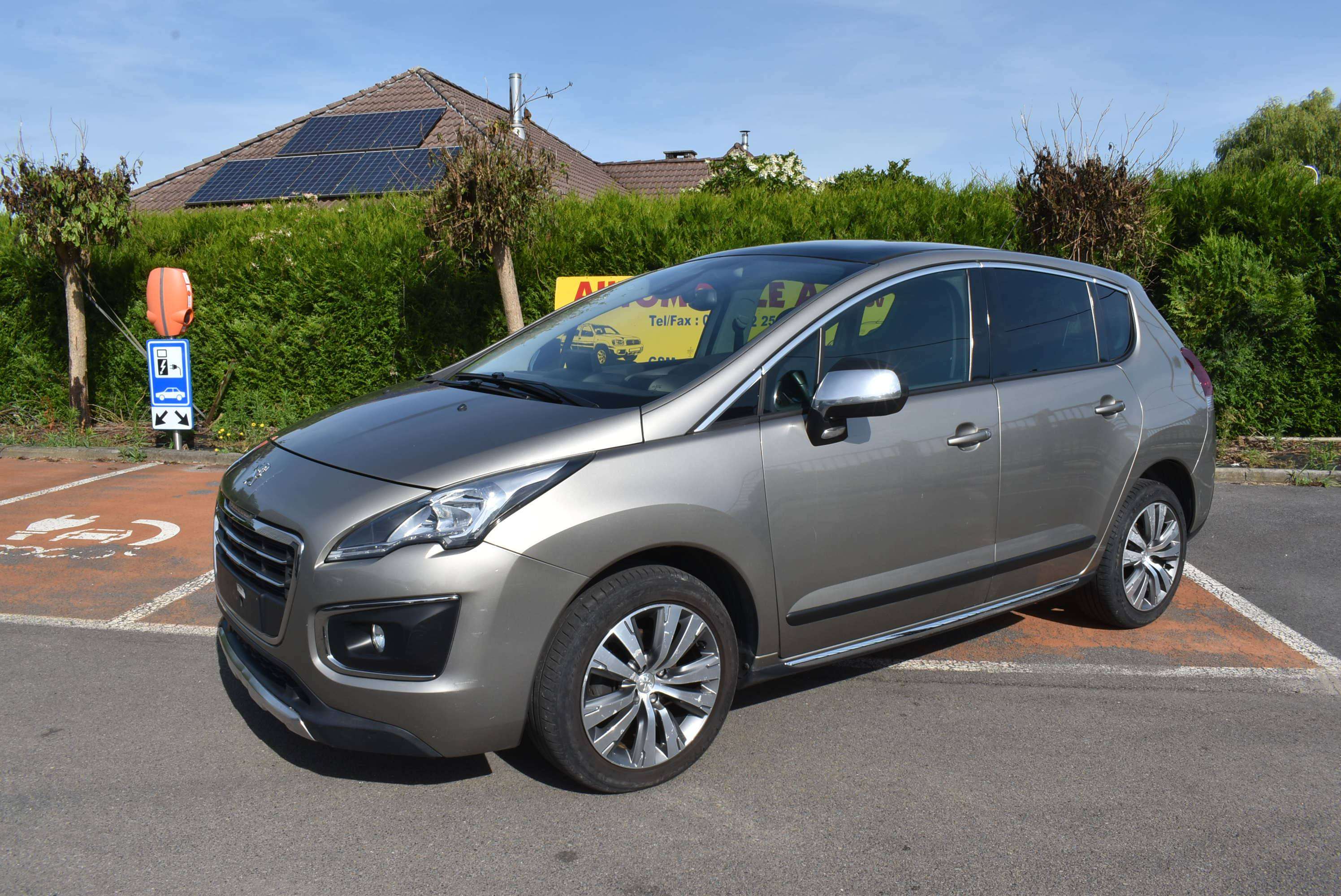 Peugeot 3008 1.6 e-HDi Autom Allure Pack GPSPano **B2B FIX PRIC